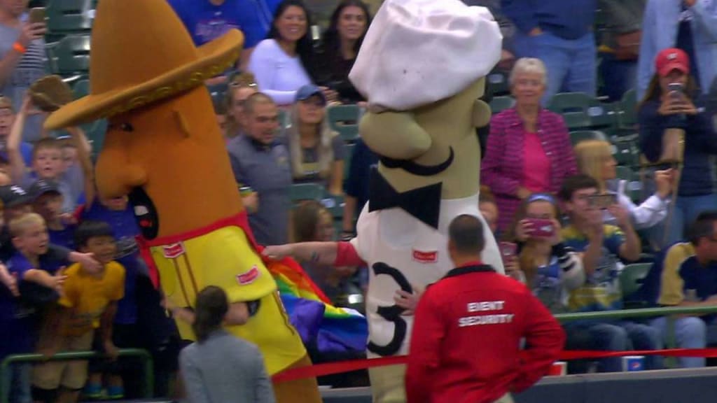Milwaukee brewers sausage race t shirt deals