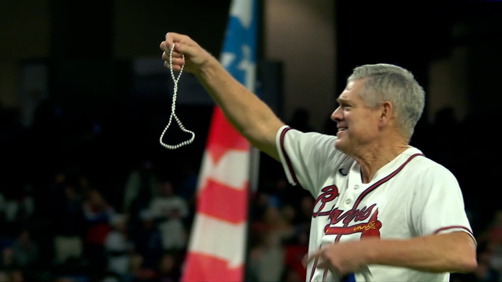 Dale Murphy speaks out on steroids before Suns' game
