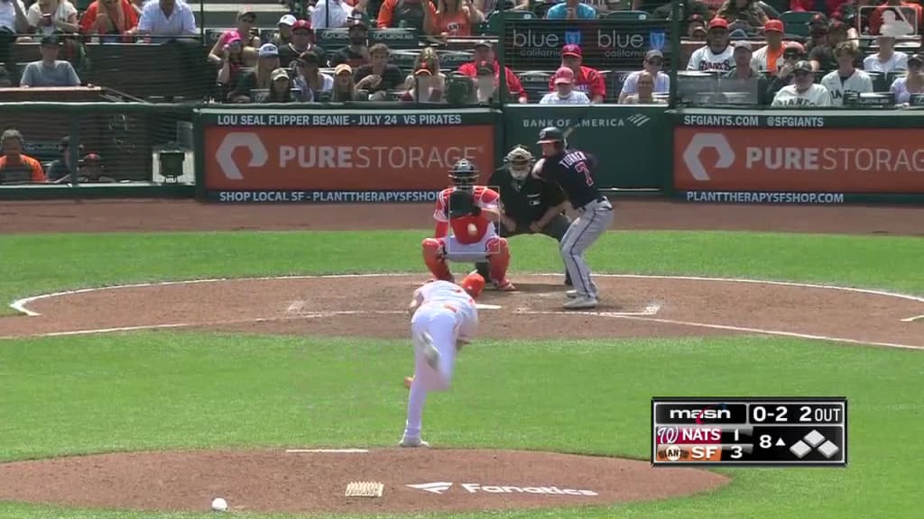 Slider elevado de Tyler Rogers 