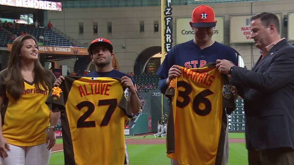 All Stars receive their jerseys