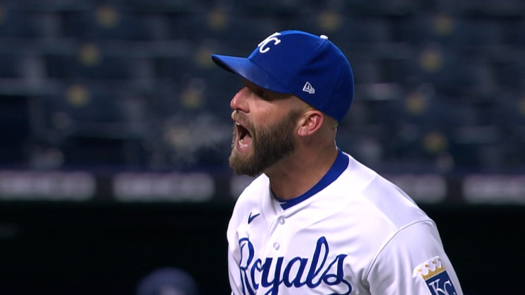 Danny Duffy Escapes Jam 04 19 2021 Kansas City Royals