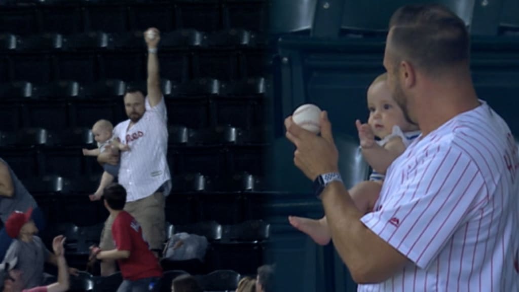 Phillies fans' great catches with babies 