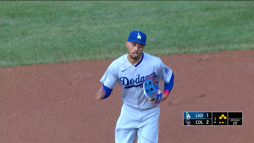 Los Angeles Dodgers on X: Fresh threads. Tonight's @mookiebetts