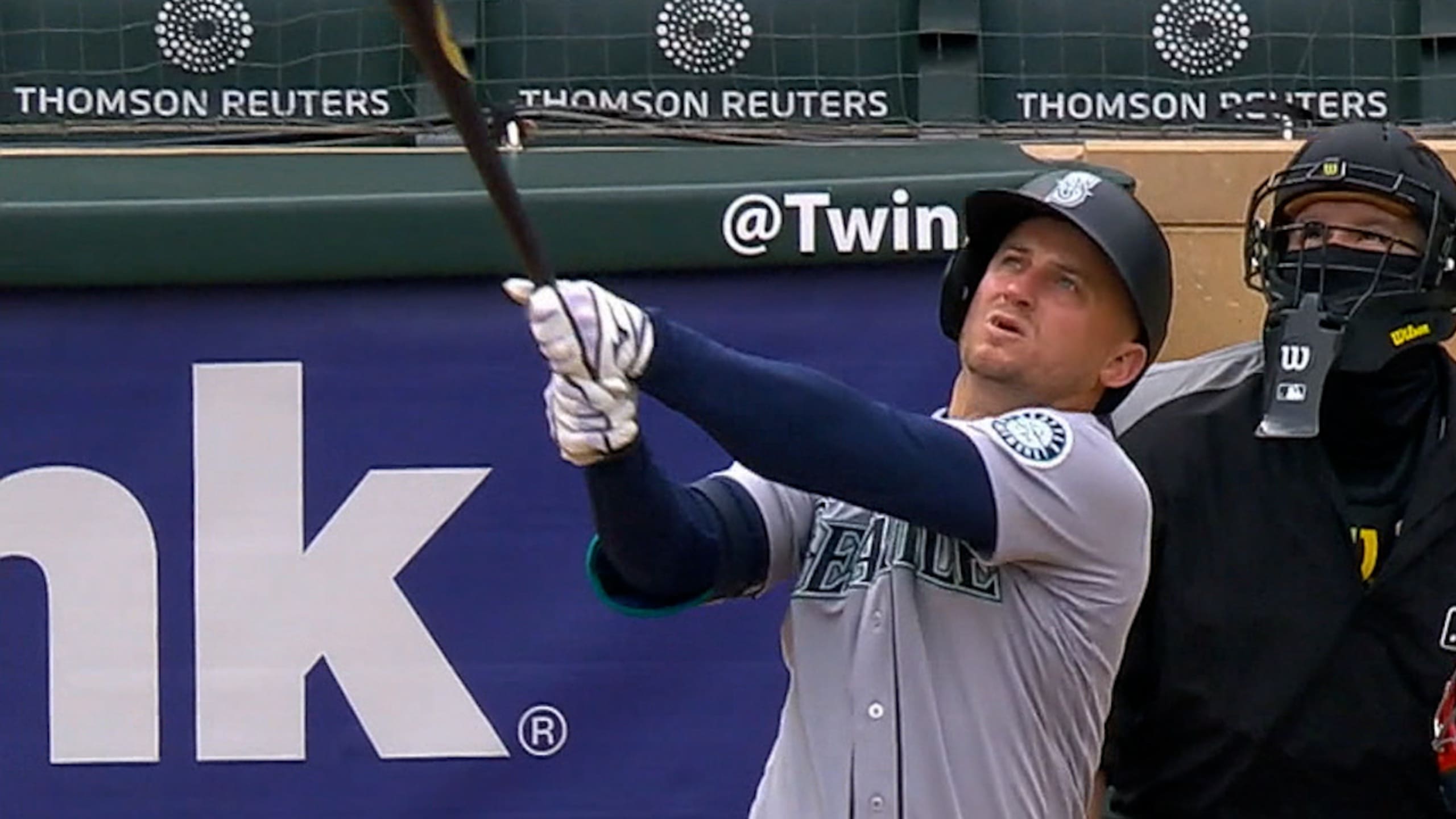 Spring fling: Rare hot start for Kyle Seager drives surging