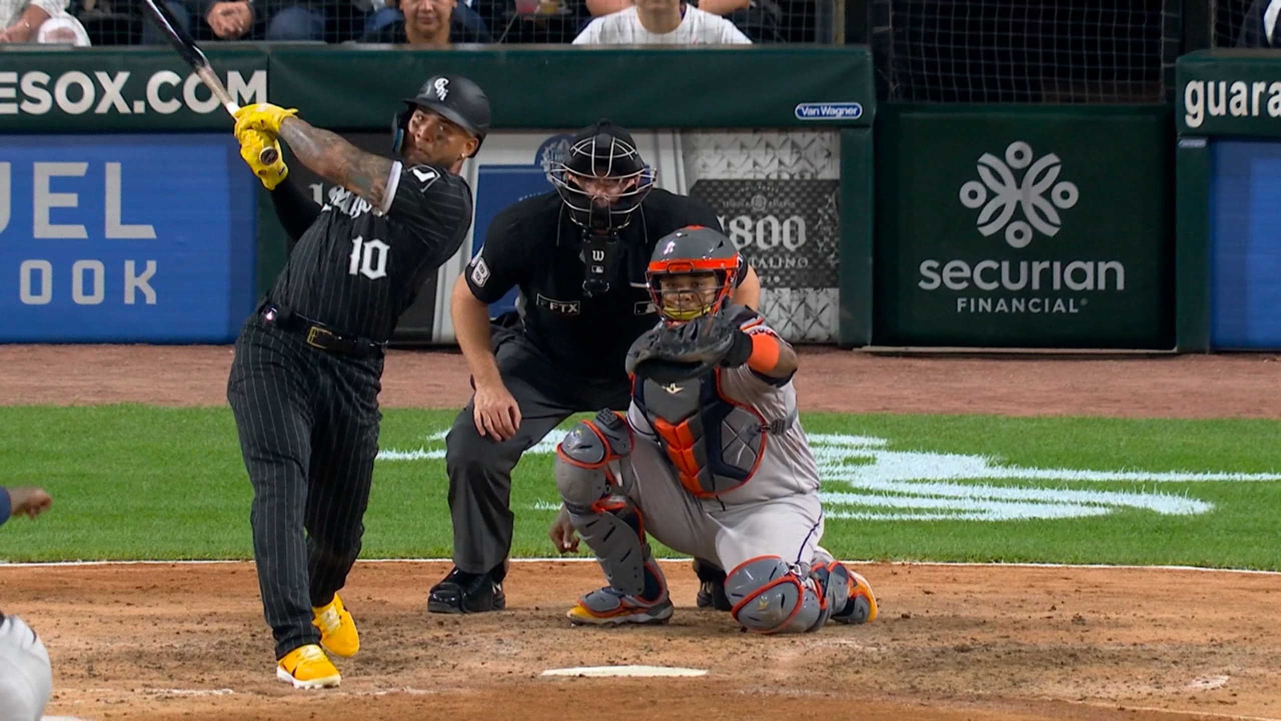 White Sox hitters Andrew Vaughn, José Abreu and Yasmani Grandal don't look  like themselves yet, but that's OK - The Athletic