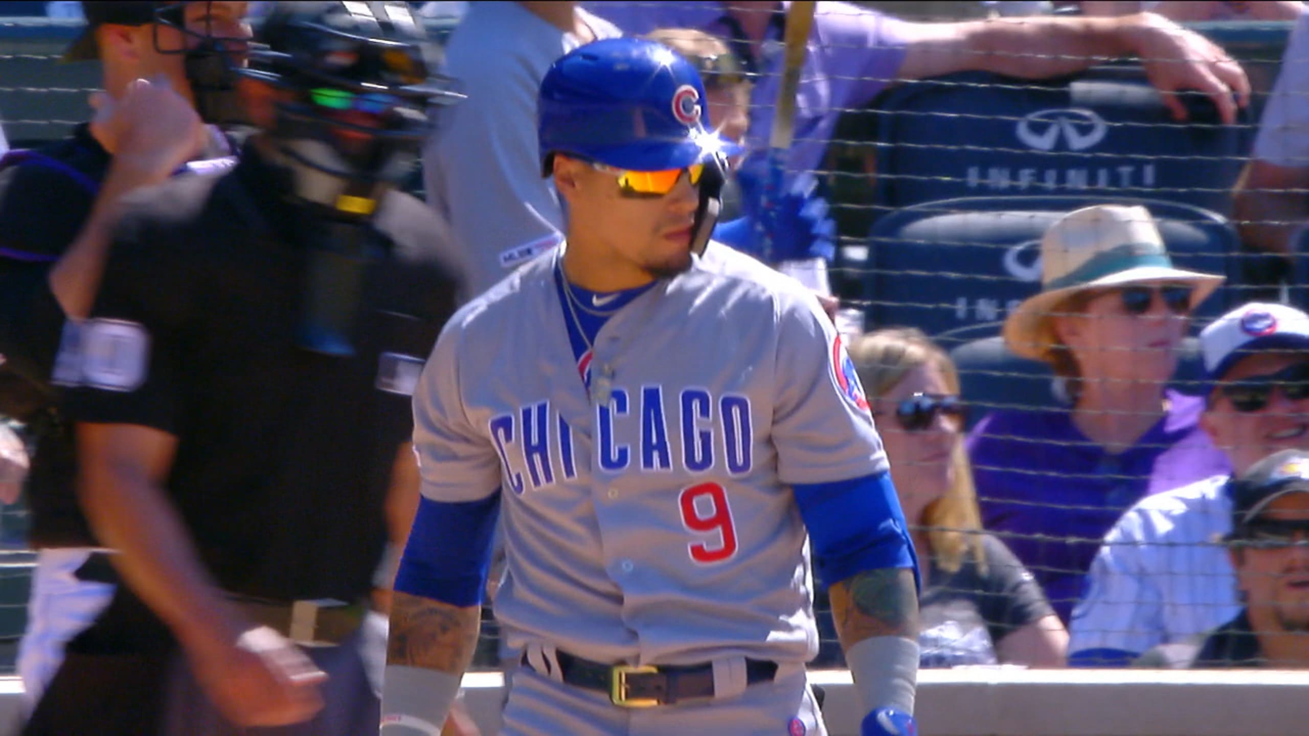 Photo: Cubs Javier Baez smiles after stealing second base against Brewers  in Chicago - CHI2018042709 