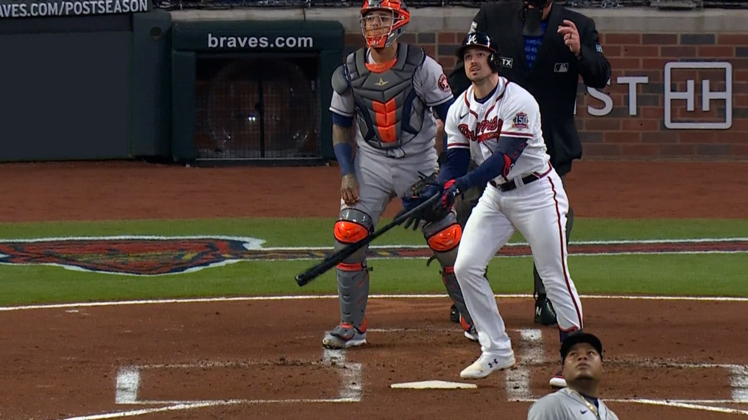 DUVALLL!!! Braves' Adam Duvall goes DEEP to make it 5-0 in World