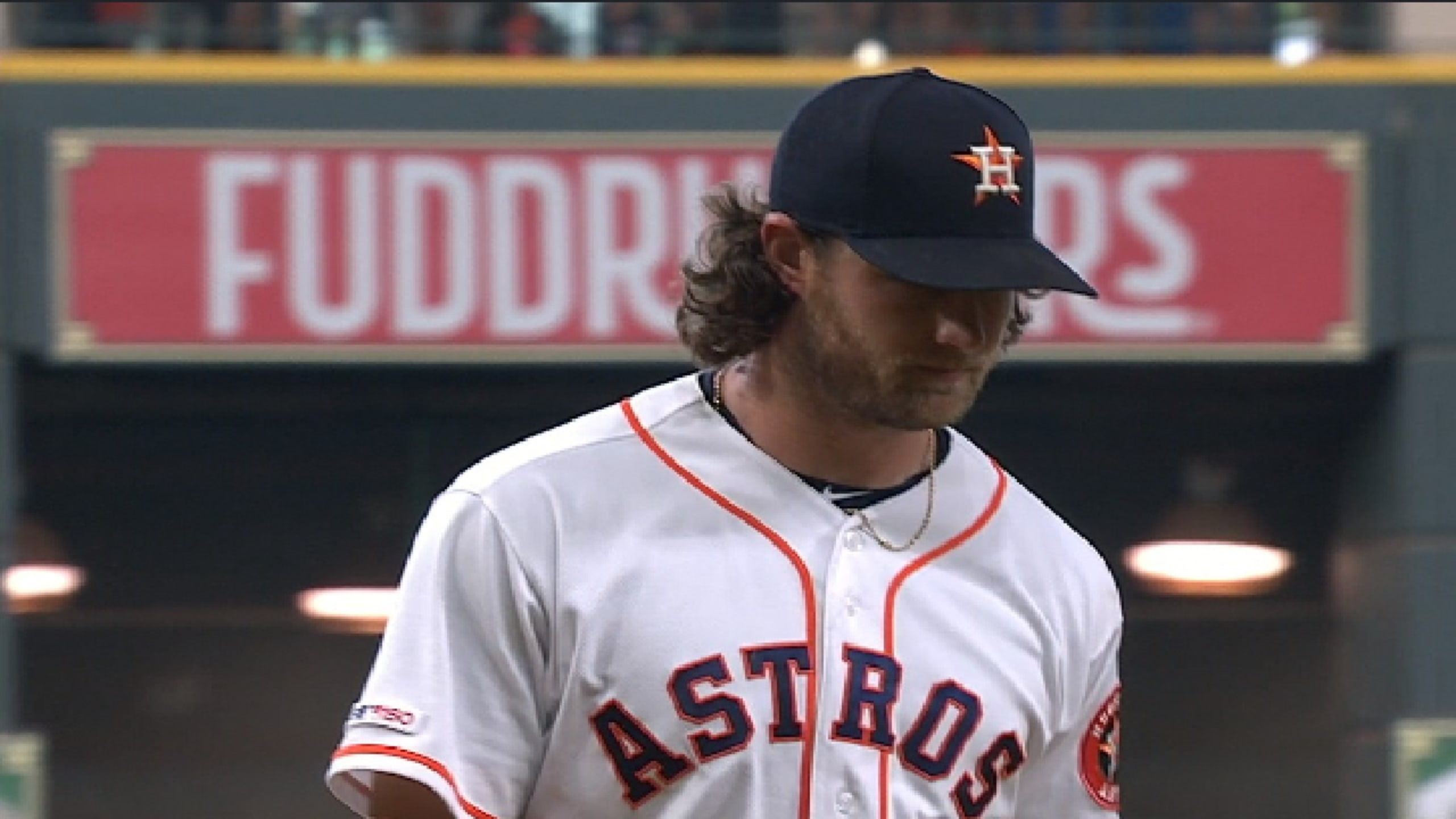 Gerrit Cole brought the sign he made as a kid for the 2001 World Series :  r/mlb