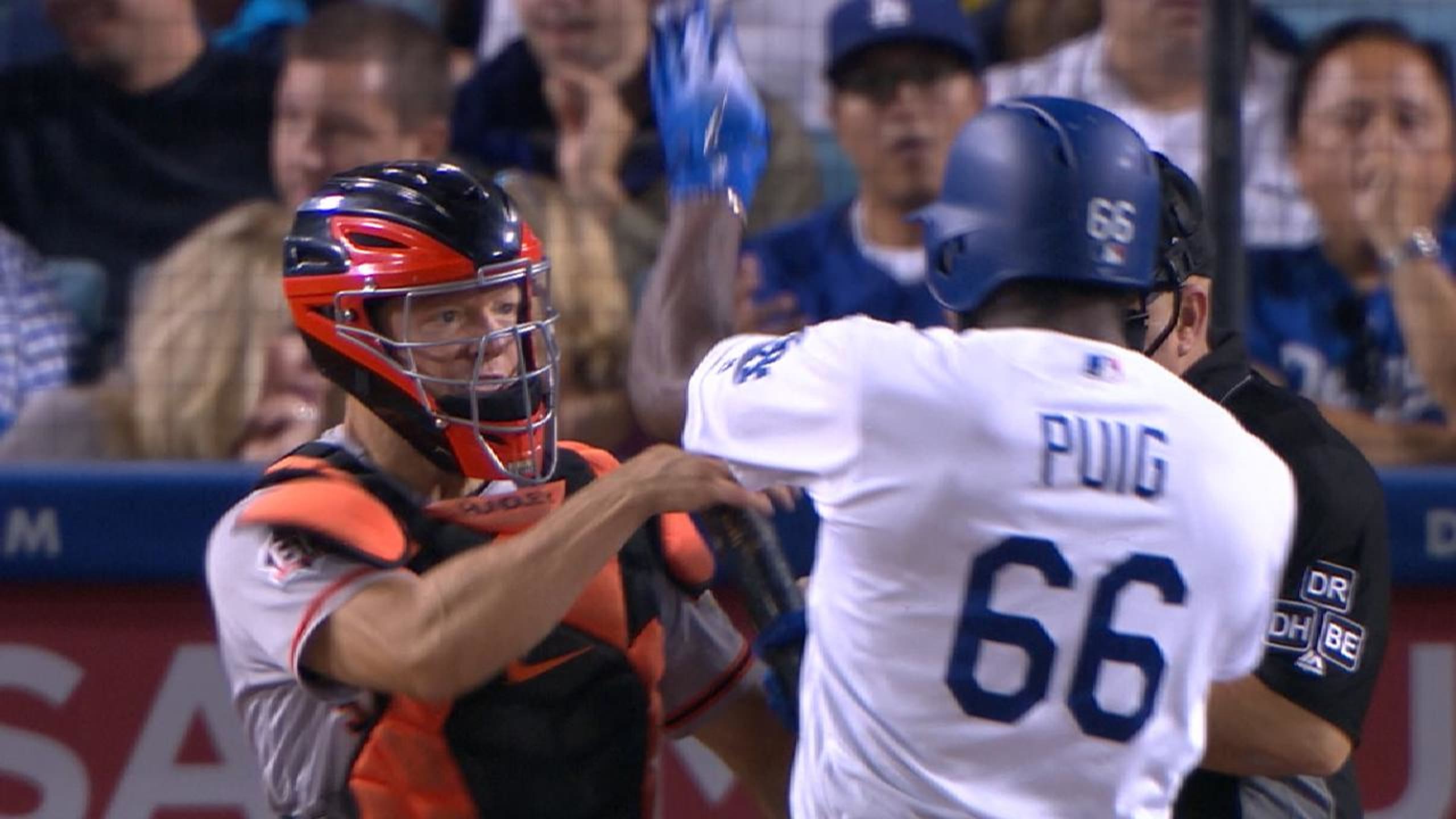 Benches clear in Los Angeles