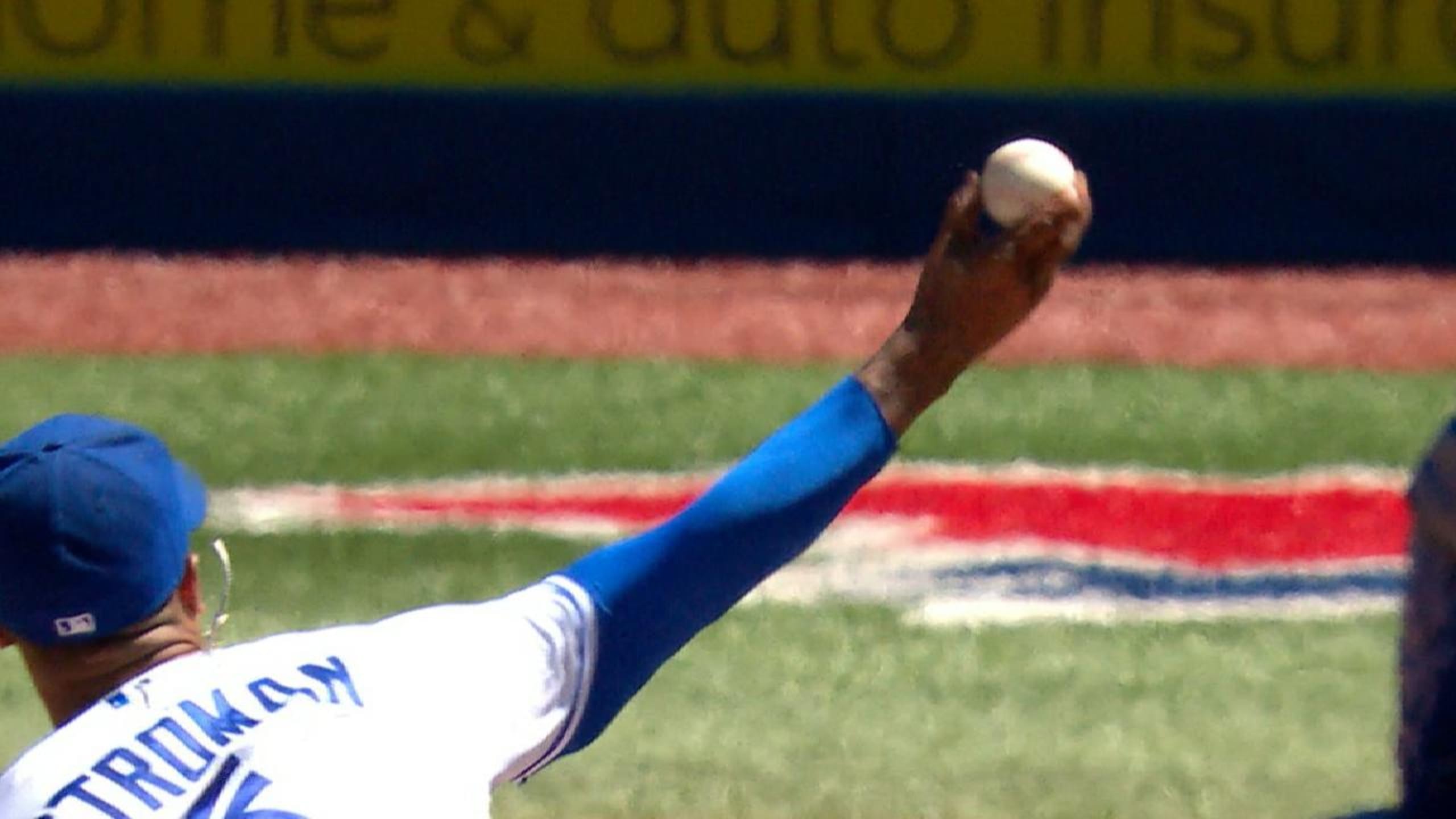 ストローマン コレアにえげつない球を投げ込む 野球の英語