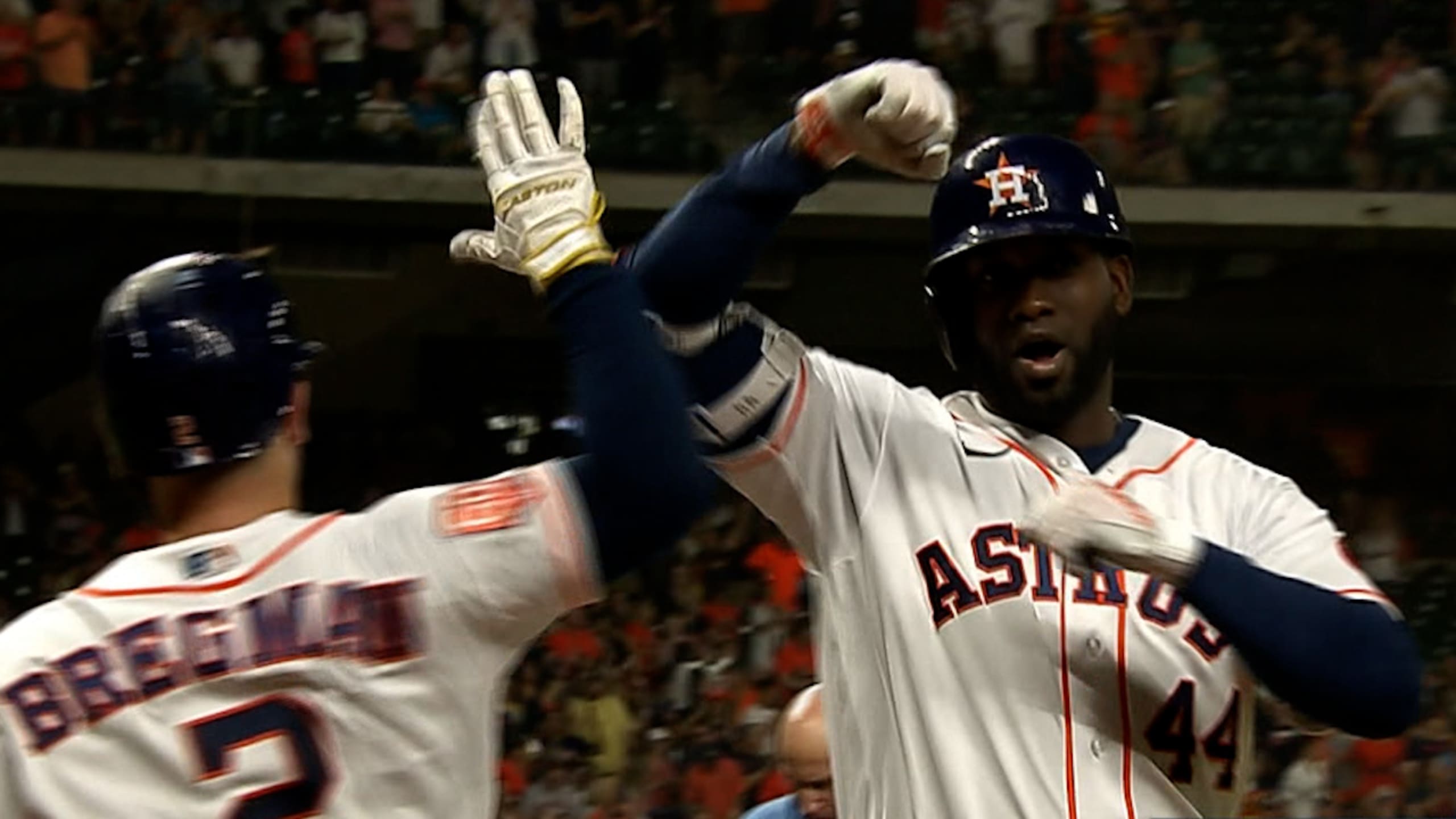 Yordan Alvarez is an OFFENSIVE SUPERSTAR! One of the best hitters in the  league is ON FIRE! 
