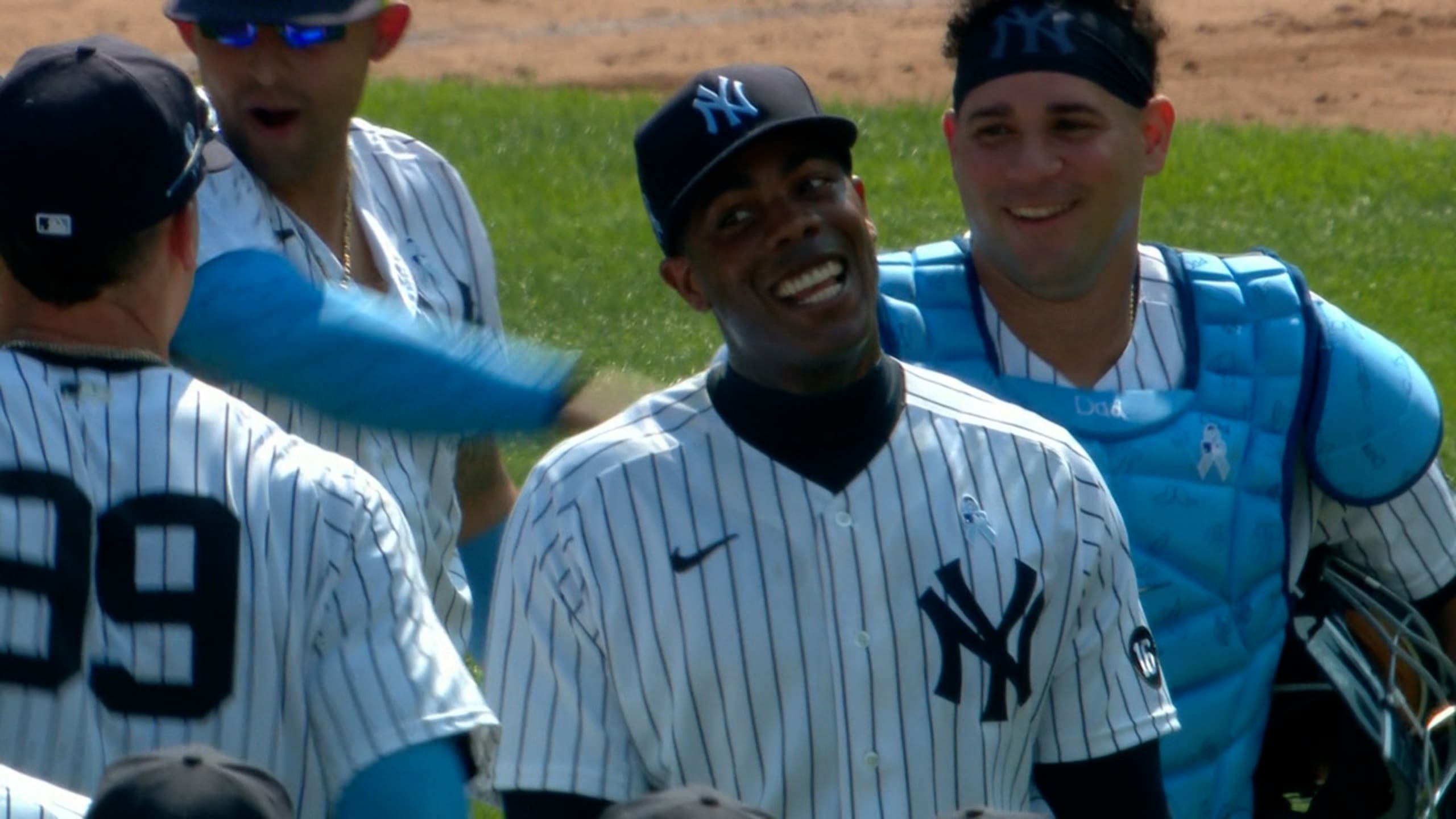 Matt Garza Goes Nuts After Jurickson Profar's Walk-Off Homer Gives