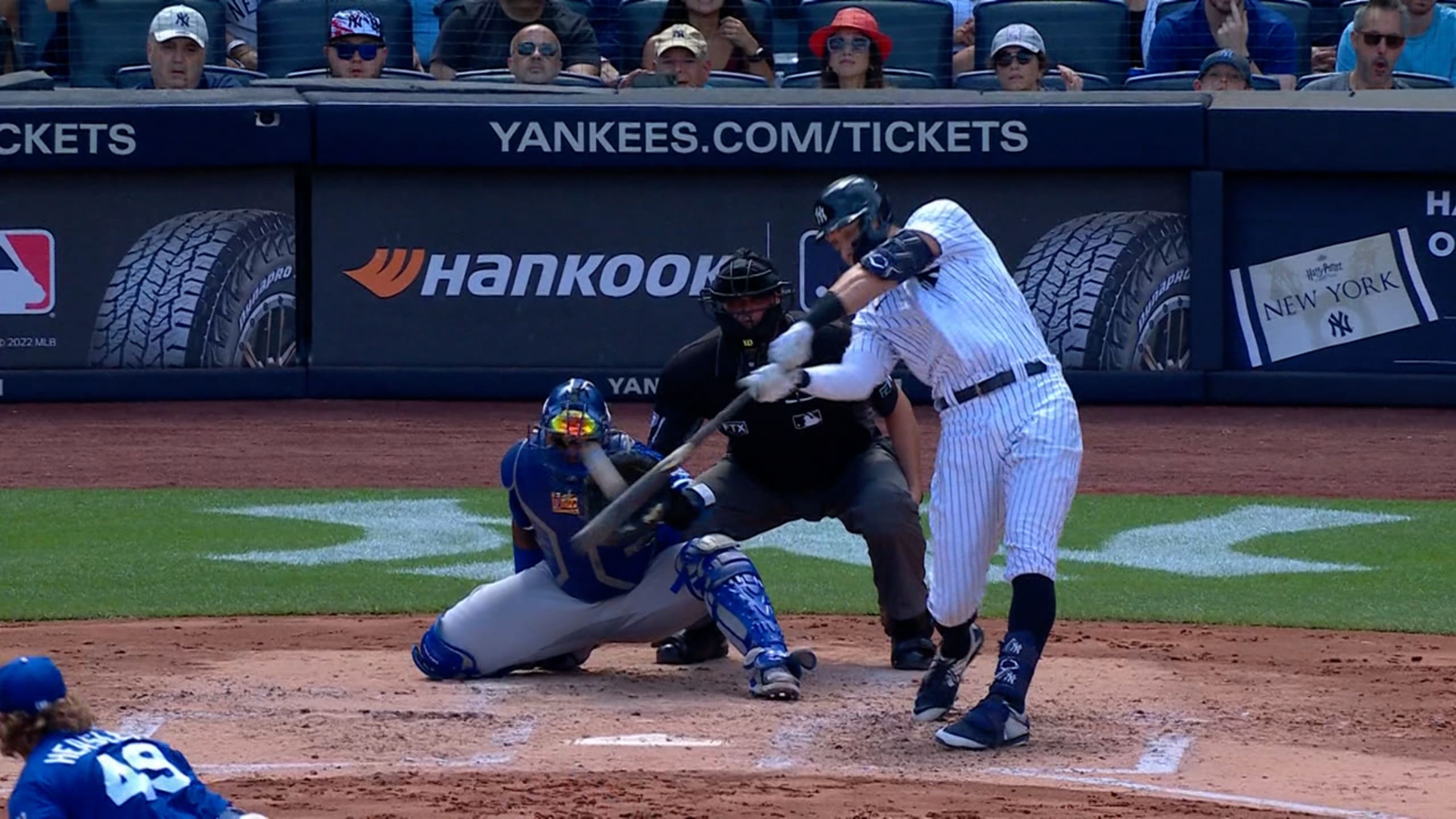 Aaron Judge hits 50th home run of 2022