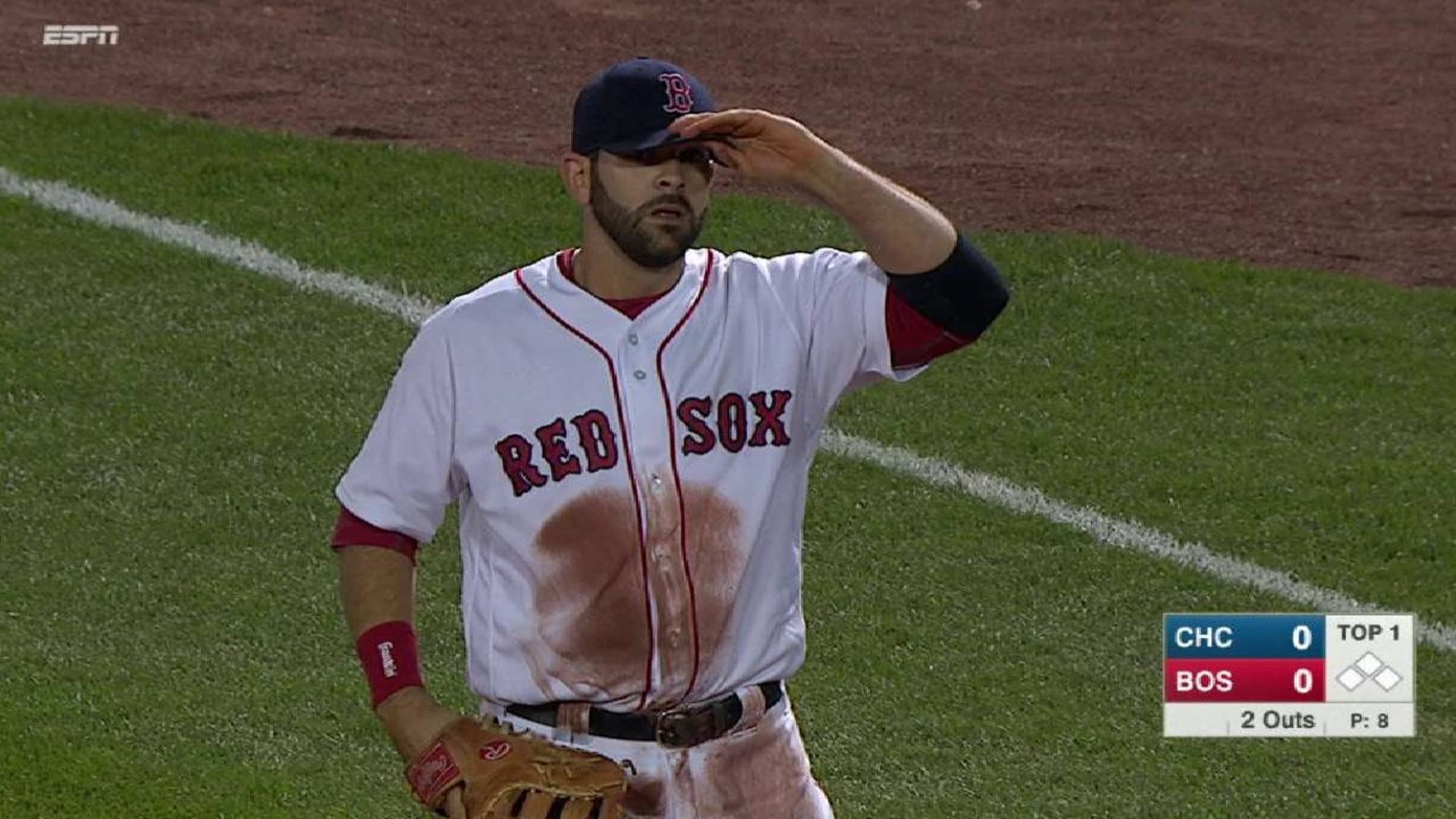 Moreland vence en una carrera hacia la almohadilla a Bryant