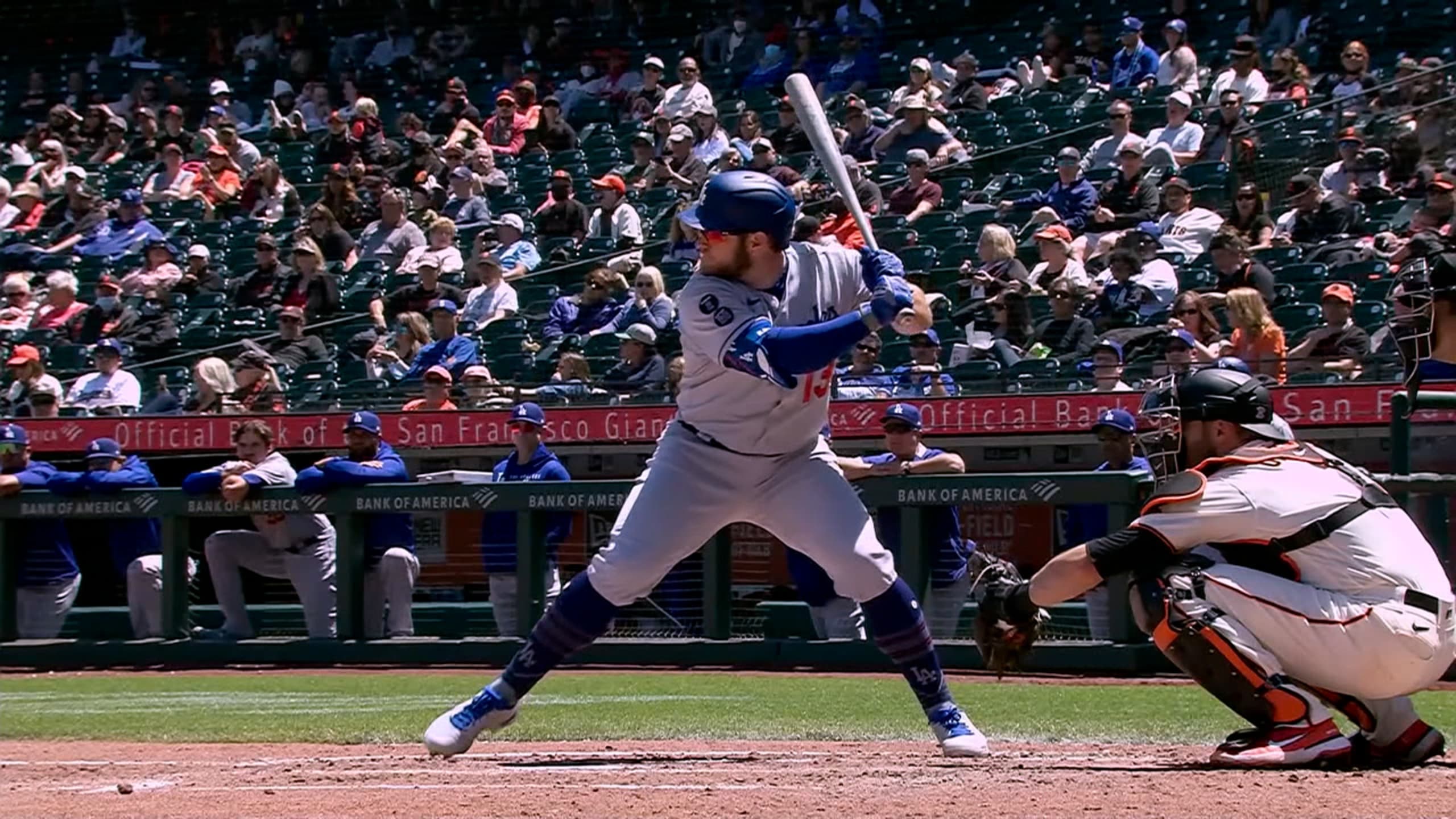 Dodgers' Max Muncy going through defensive slump in first week