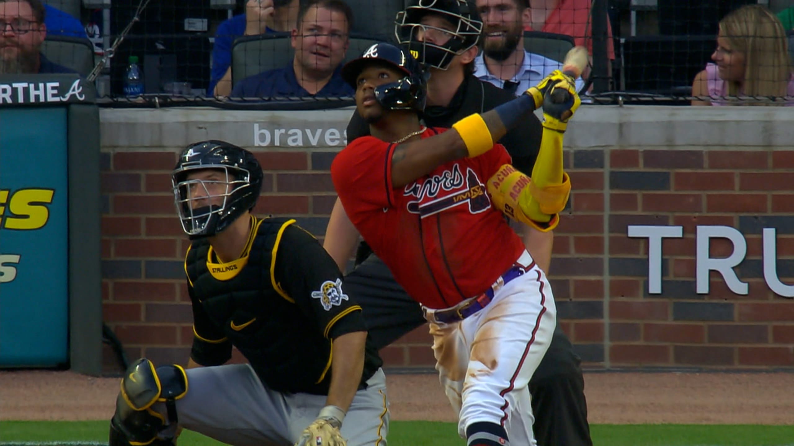 Acuña, Adrianza hit grand slams, Braves rout Pirates 20-1