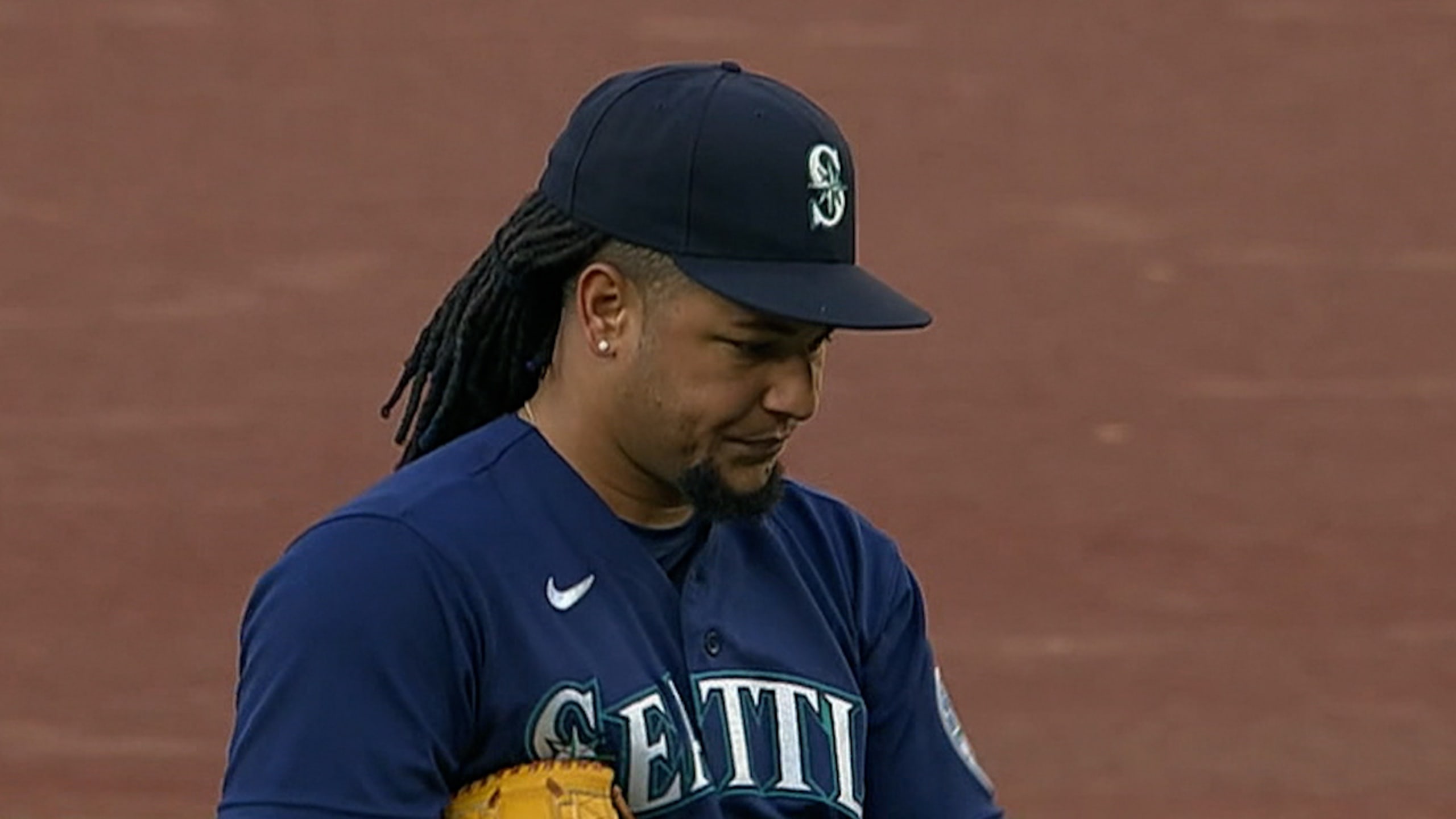 ESPN's Passan: Next logical step for Mariners is locking up Luis Castillo -  Seattle Sports