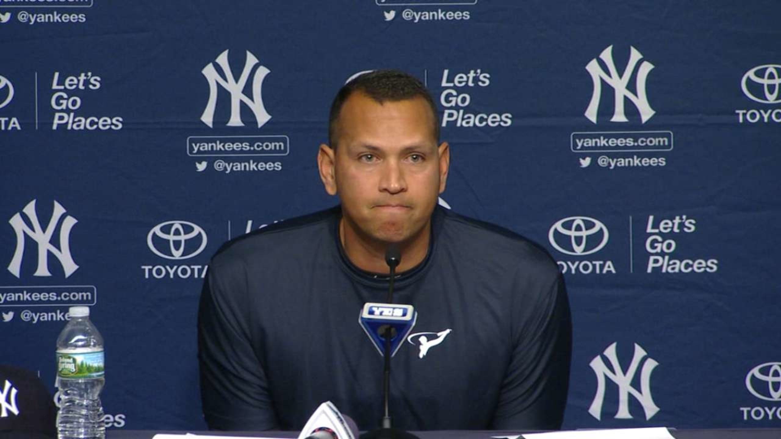 Alex Rodriguez rips Yankees over jersey retirement