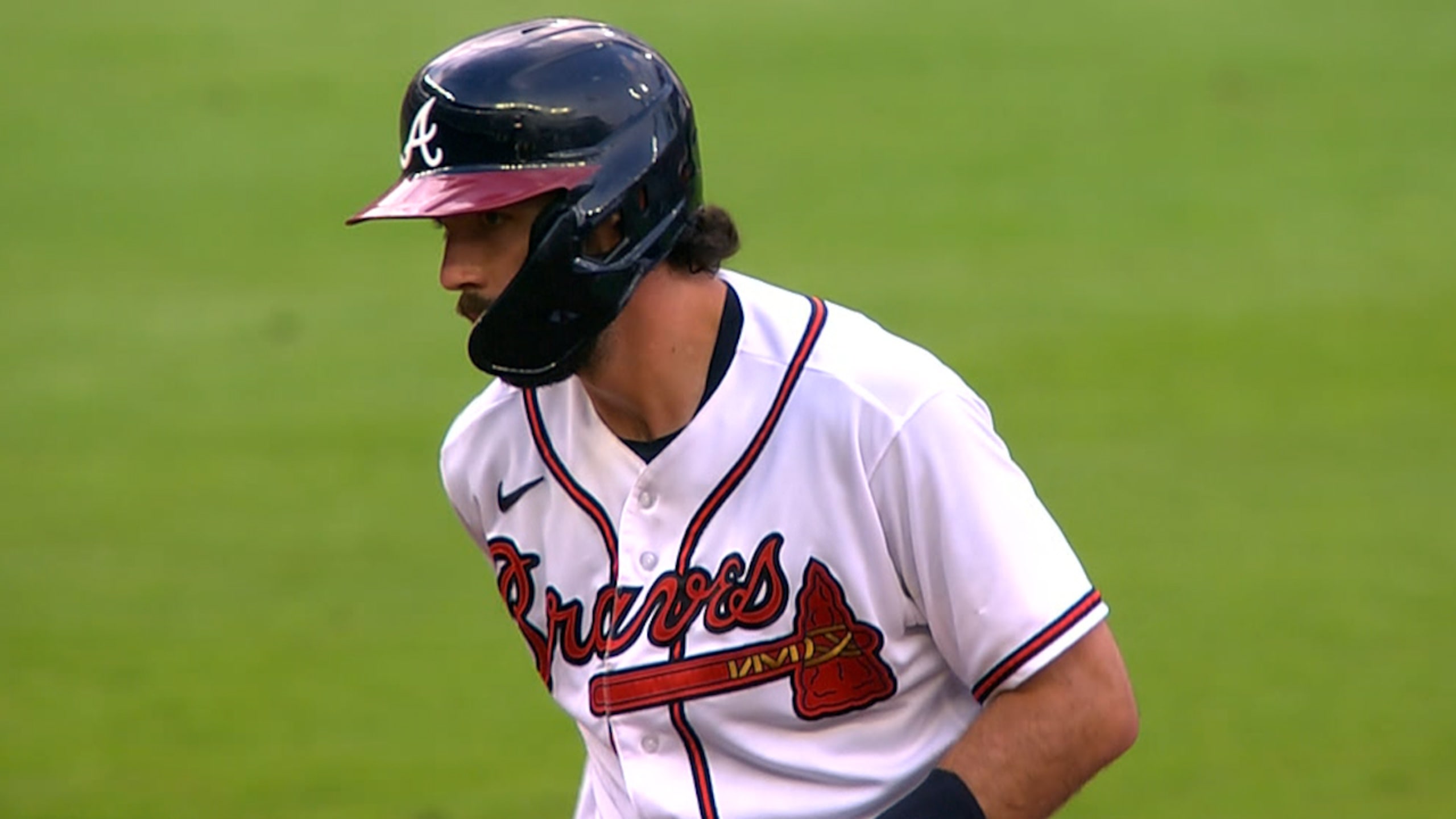 Dansby Swanson clears the bases