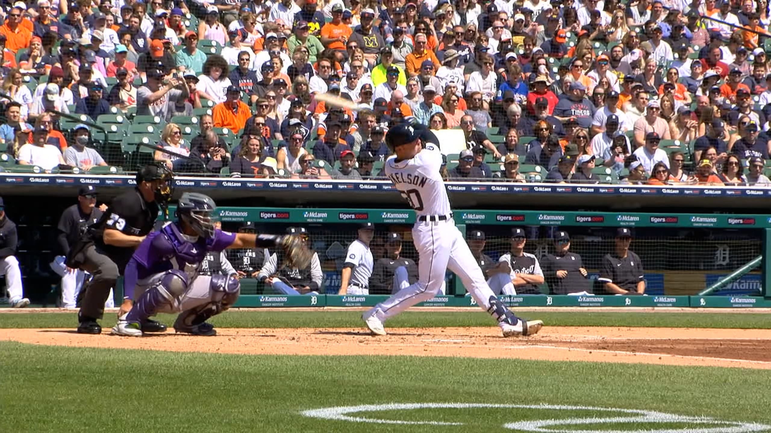 Detroit Tigers' Miguel Cabrera gets 3,000th hit before home fans