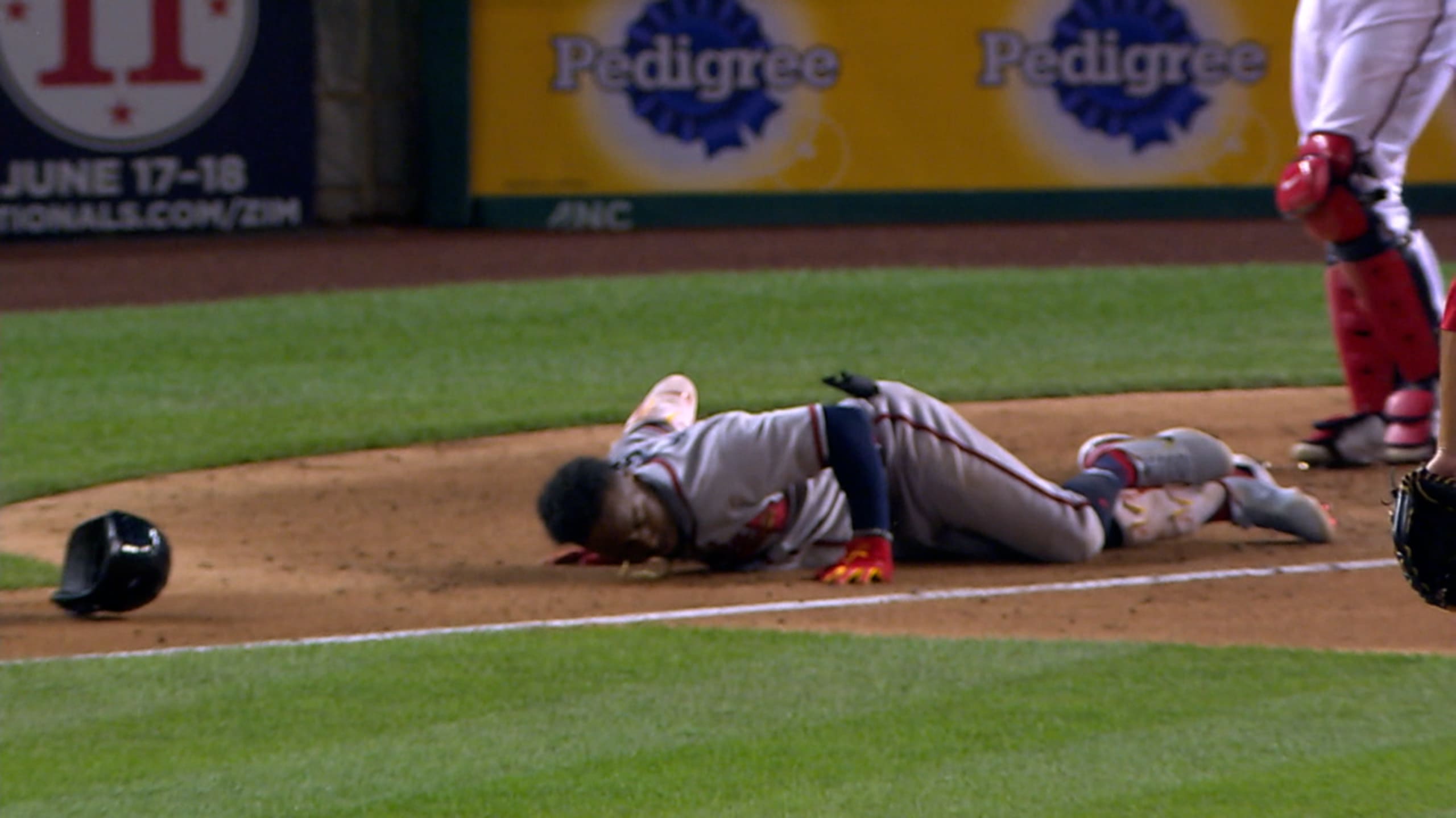 Ozzie Albies lands on 7-day disabled list for foot injury