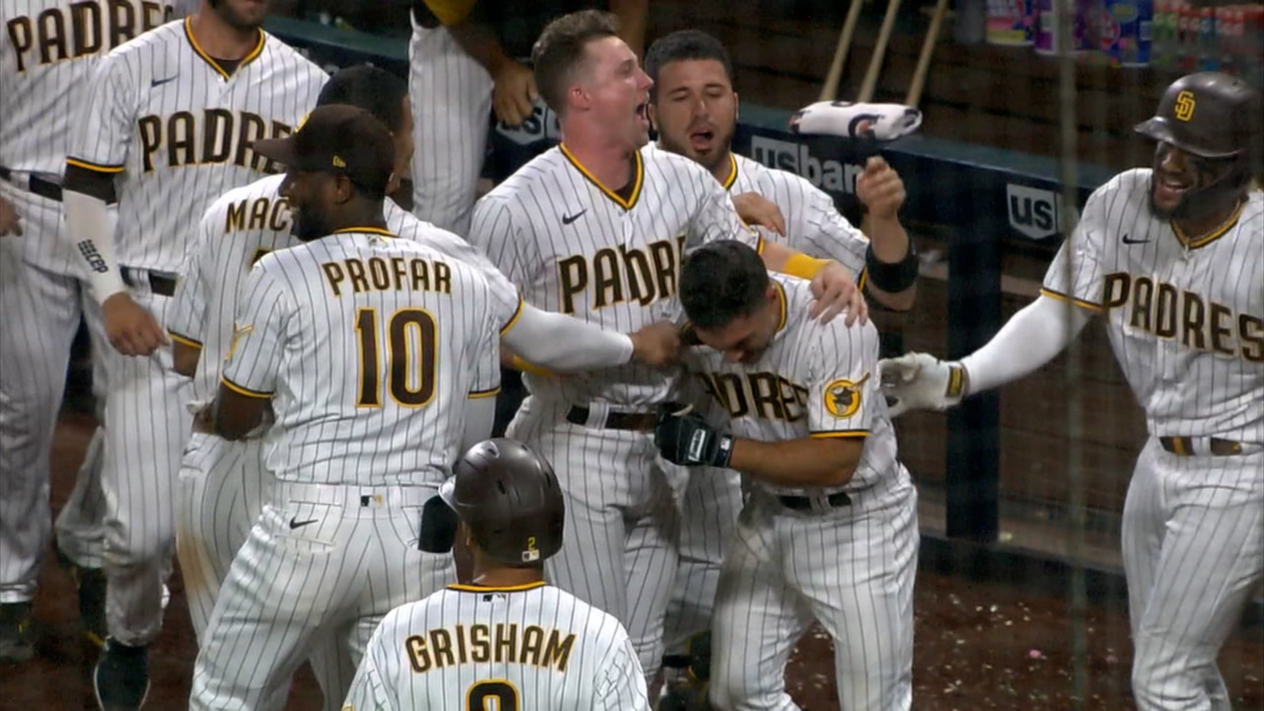 Cronenworth Ray of Light for Padres on Rainy Night with Walk-off