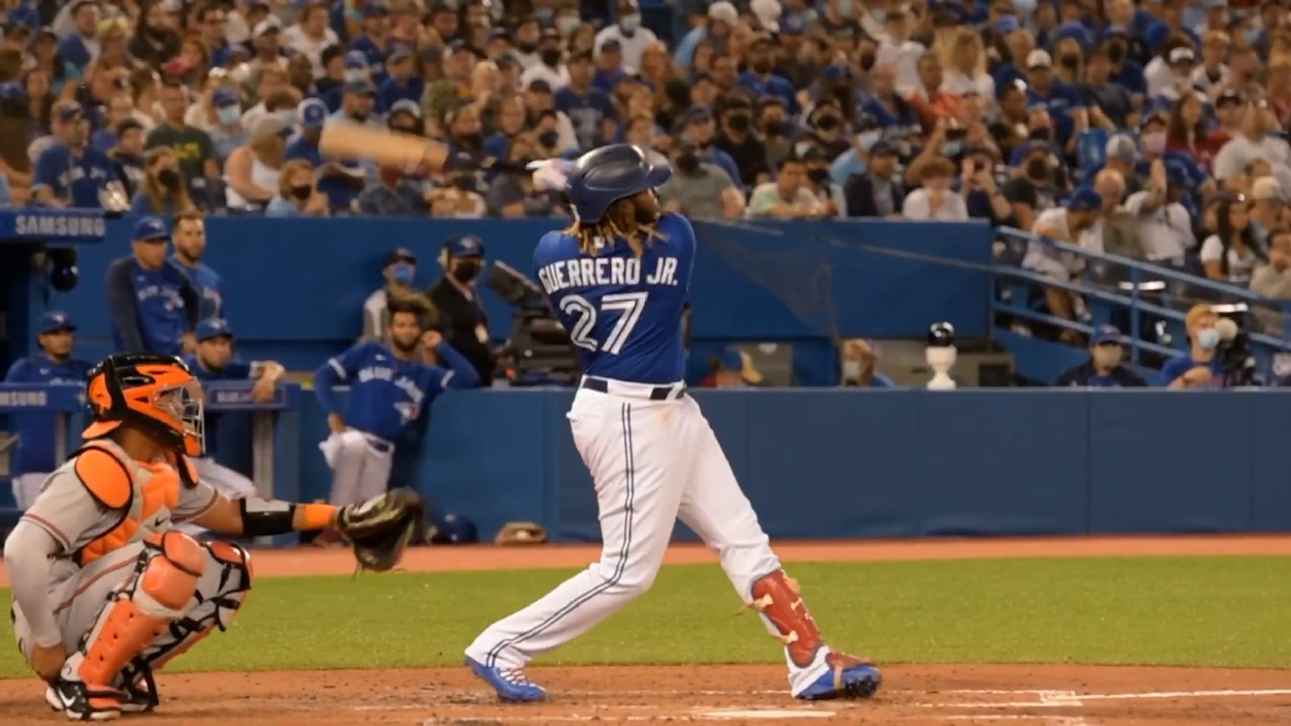 A unique angle of Vlad Jr.'s HR
