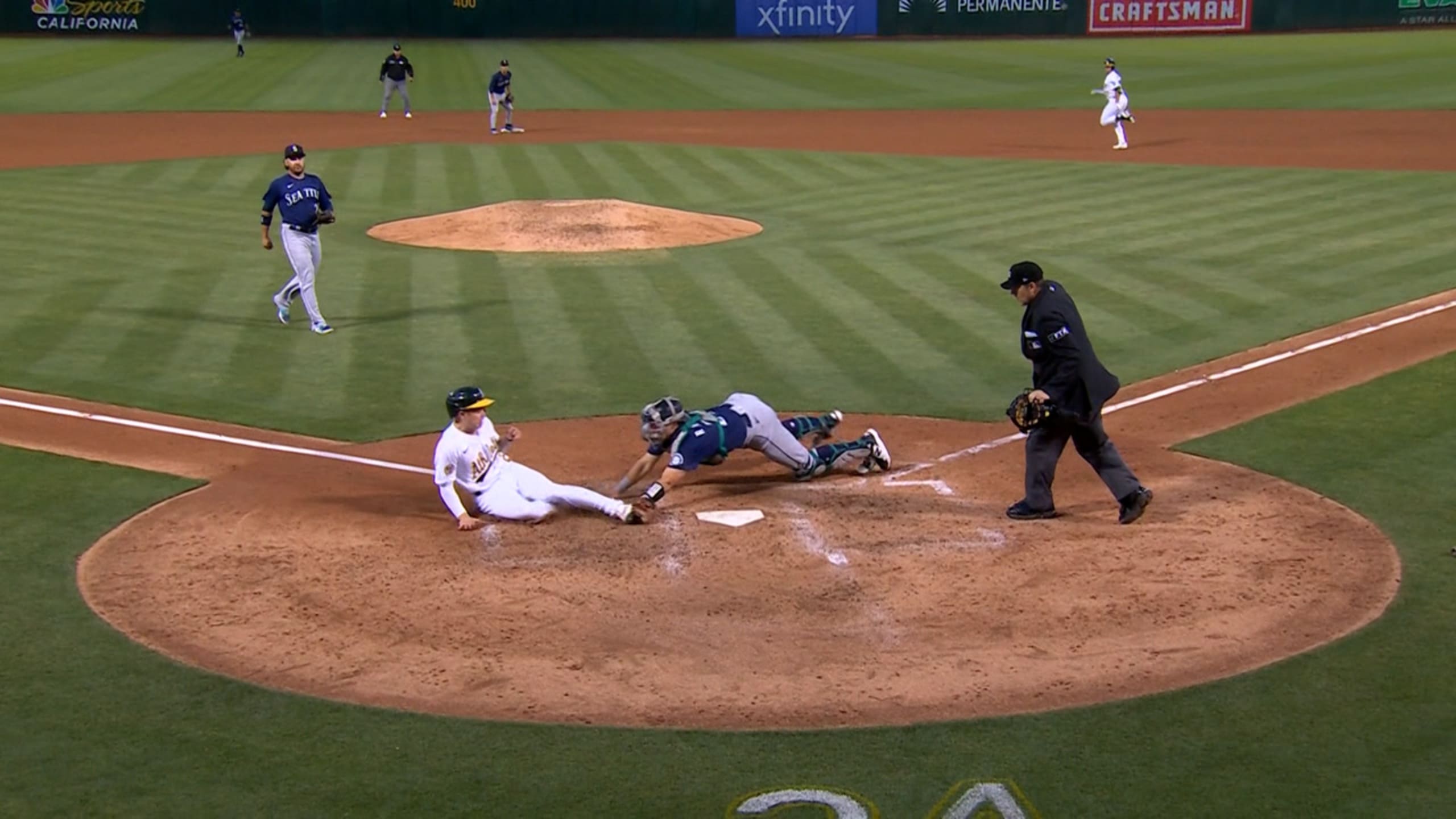 Mariners remember baseball is supposed to be fun, conveniently