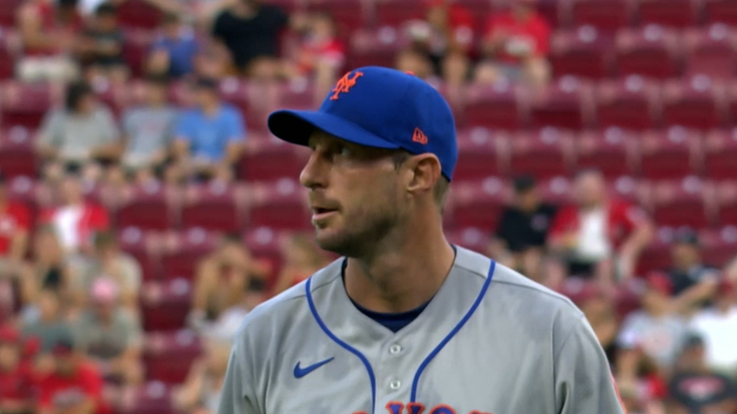 Mets' Max Scherzer, Jacob deGrom avoid the awkwardness of Yankees