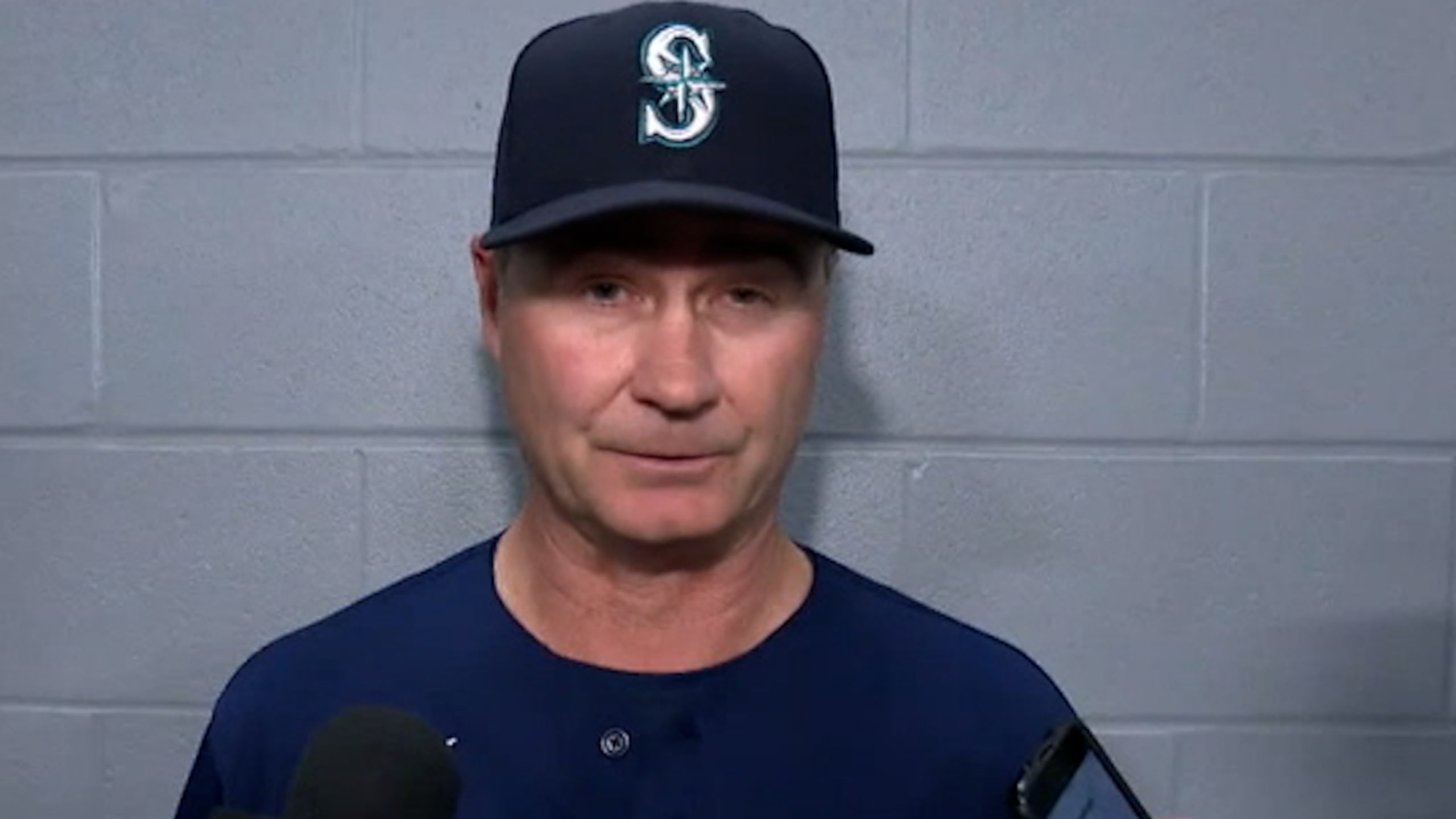 Scott Servais on 43 win