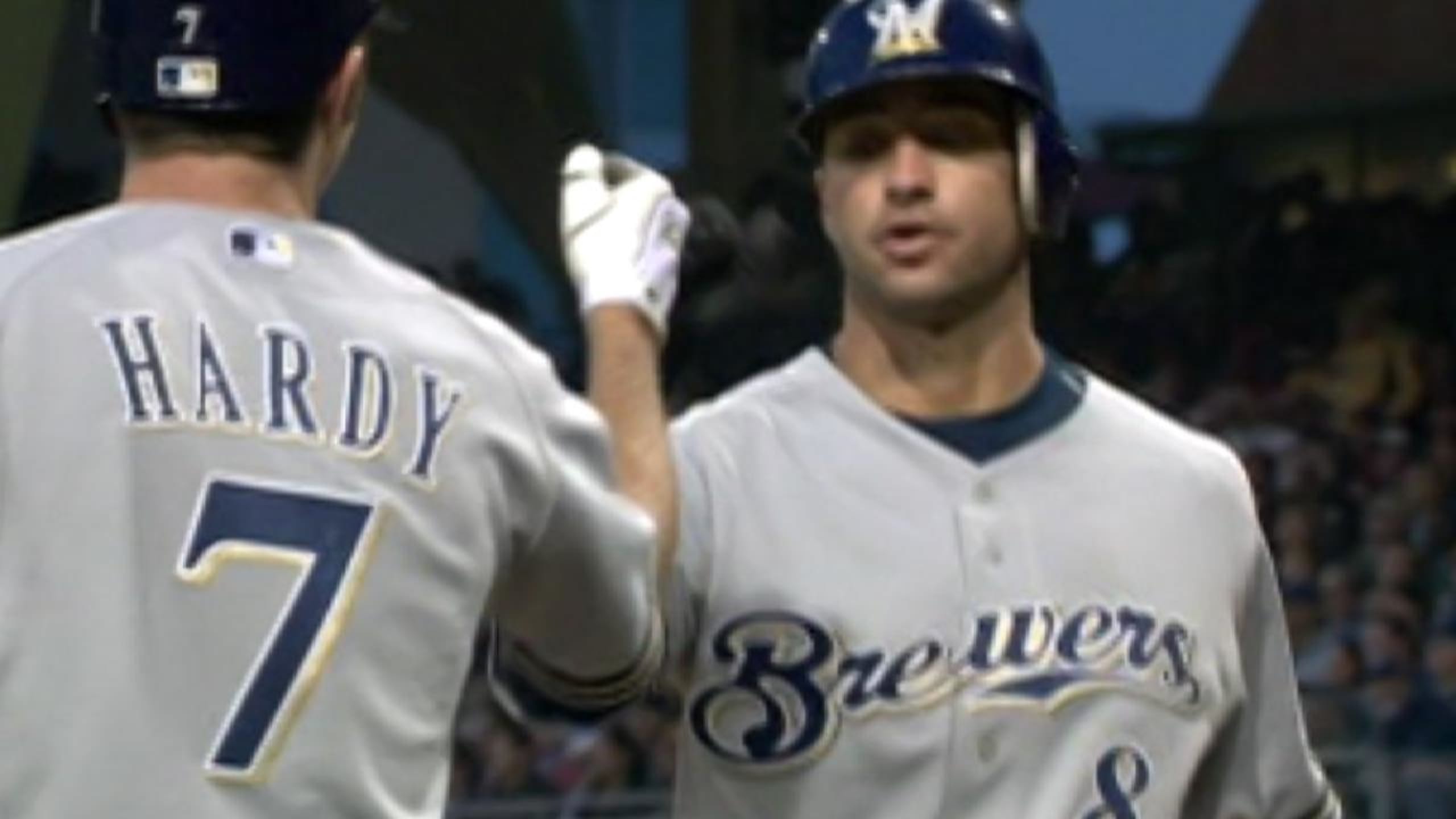 Brewers to Retire Ryan Braun's Number 8?