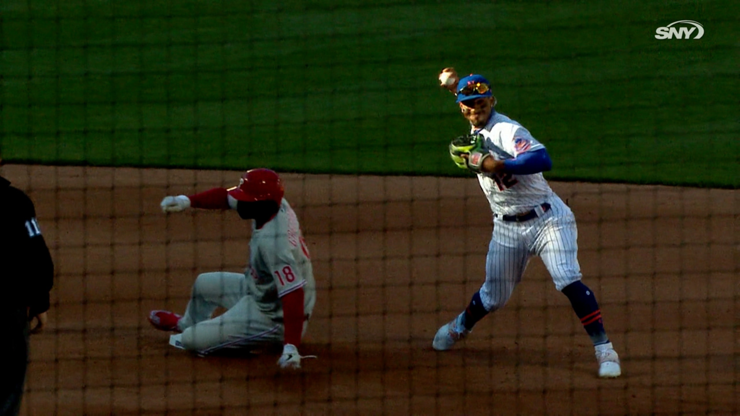 mets-turn-4-6-3-double-play
