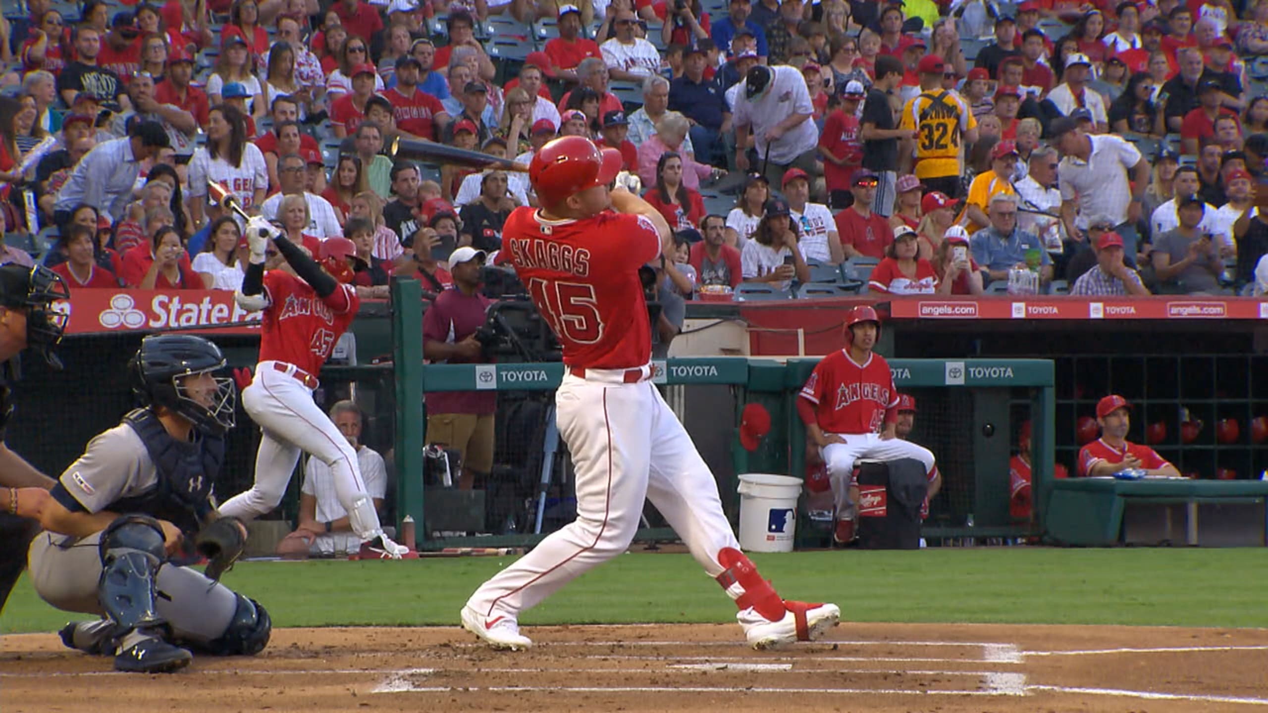 Trout's emotional 2run home run