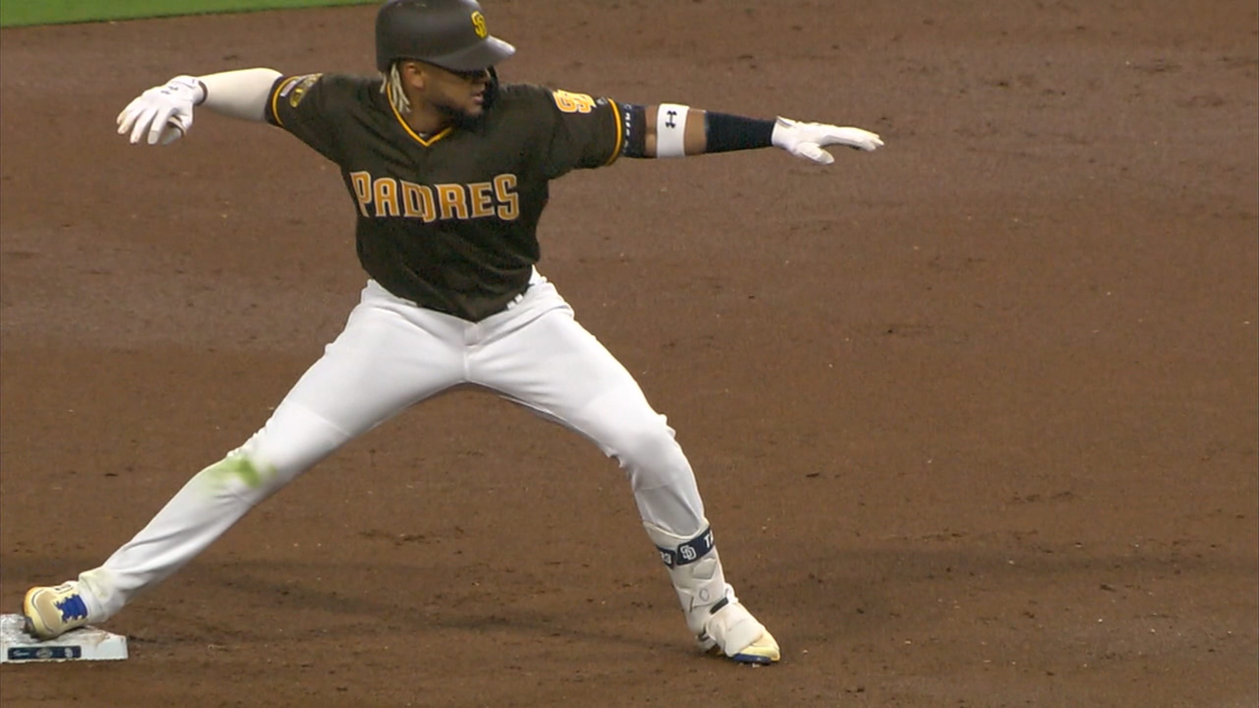 Fernando Tatis Jr Injury A Look Back On The Highlights Of Incredibly Fun Rookie Year Cbssports Com