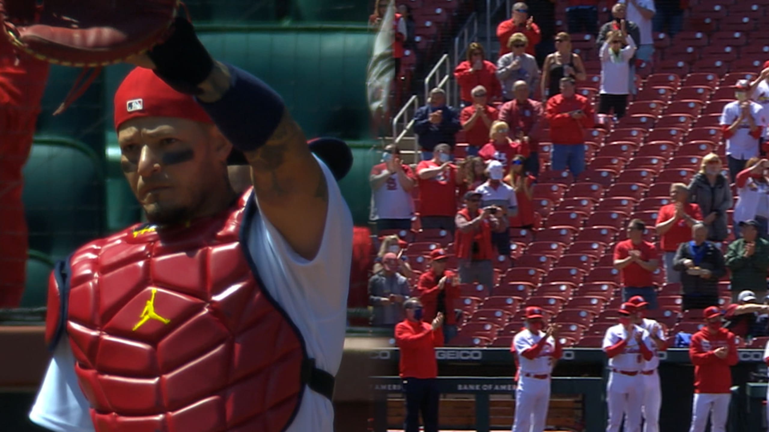 ESPN - St. Louis Cardinals catcher Yadier Molina has now played in 94  career MLB postseason games, the most in National League history 💪