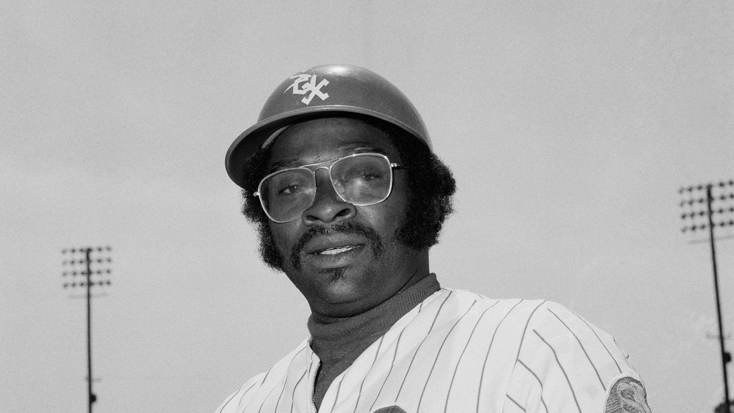ESPN Stats & Info on X: On this date in 1972, Dick Allen of the Chicago White  Sox hit 2 inside-the-park HRs in the same game in a road contest against the
