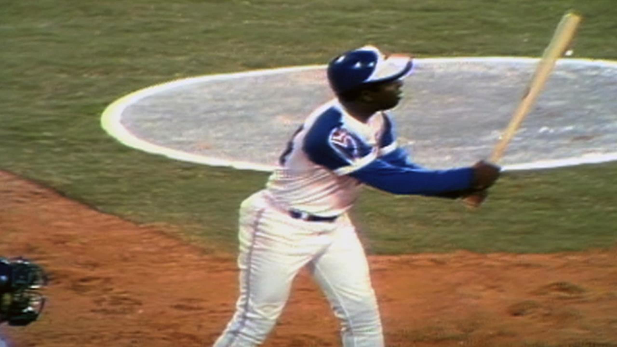 TSN Archives: Barry Bonds' 71 homers are a lot, how about 755