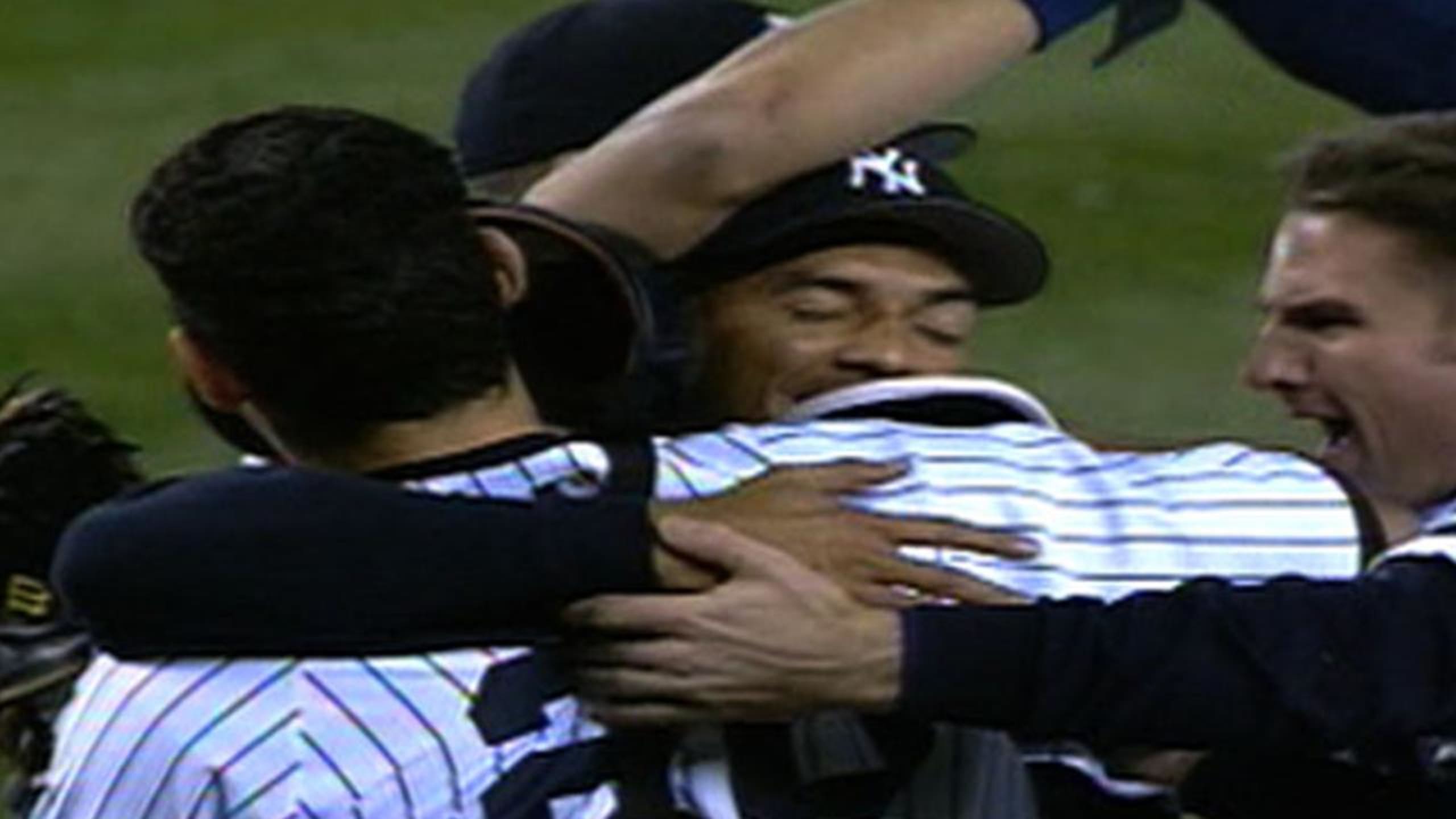 Best Yankees Playoff Games: Luis Sojo seals Subway Series over Mets -  Pinstripe Alley