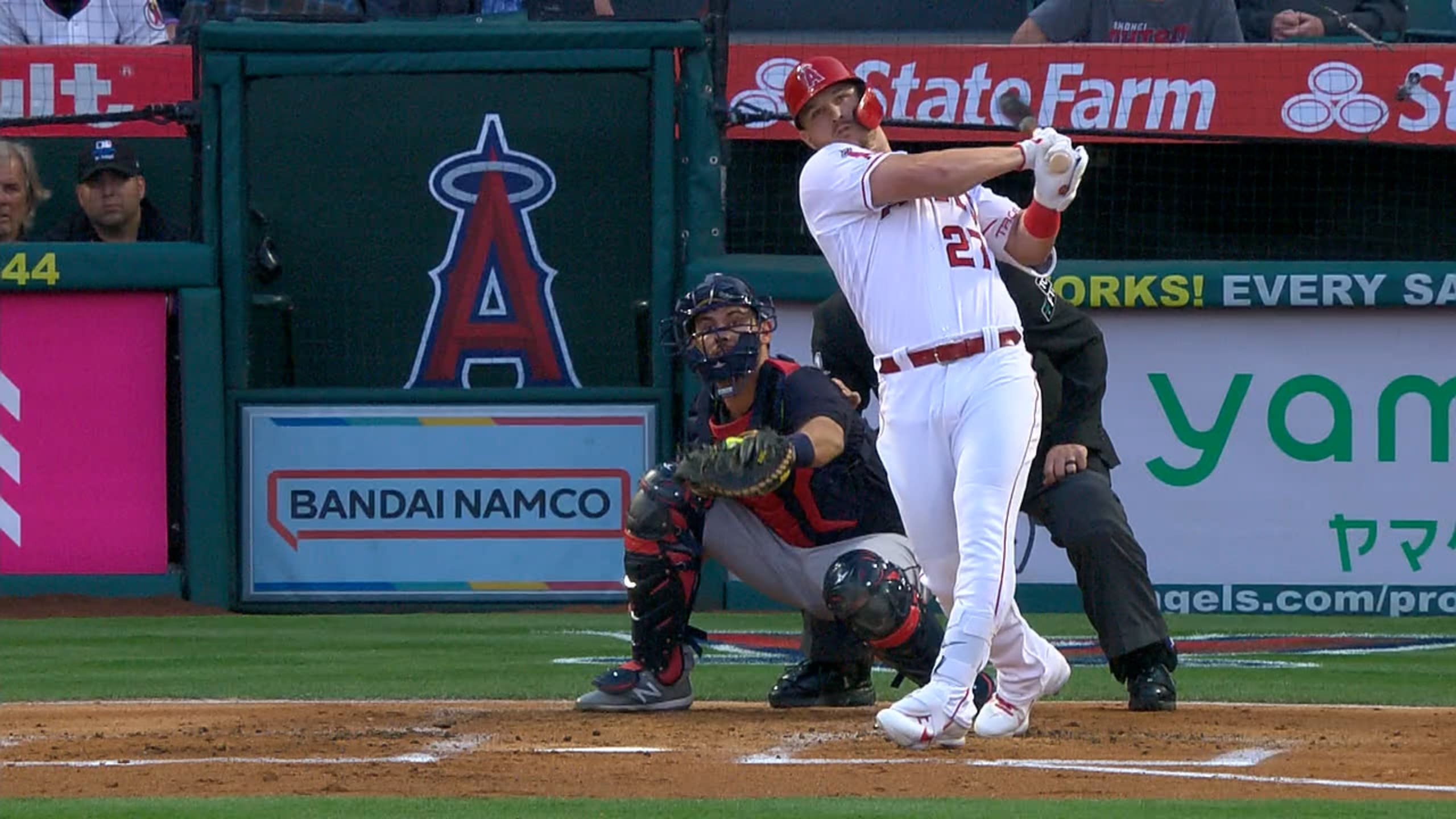 Vladimir Guerrero Sr. throws first pitch to Mike Trout in Angels home  opener 