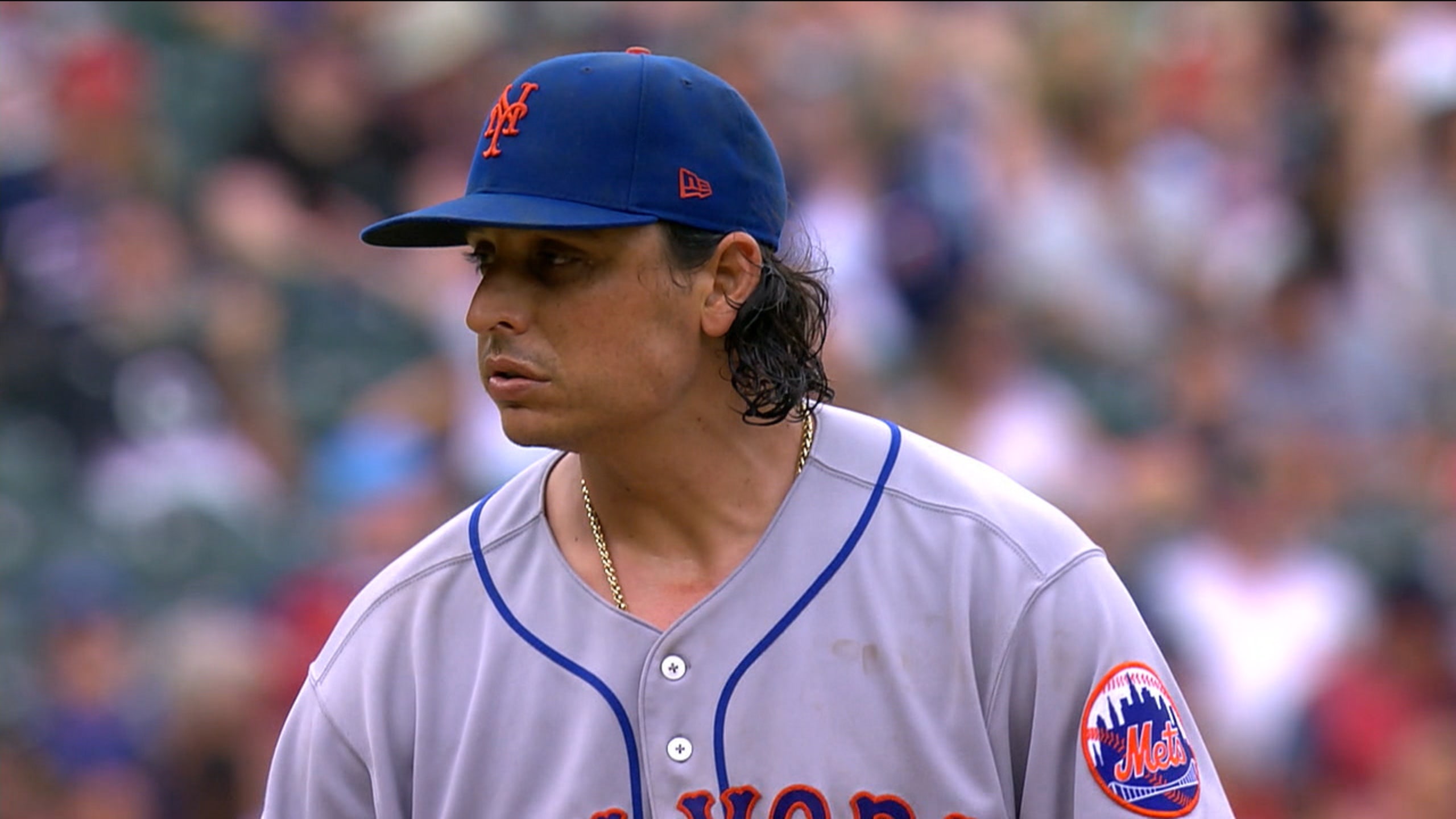 Jason Vargas' cap, and other fun Mets uniform misadventures