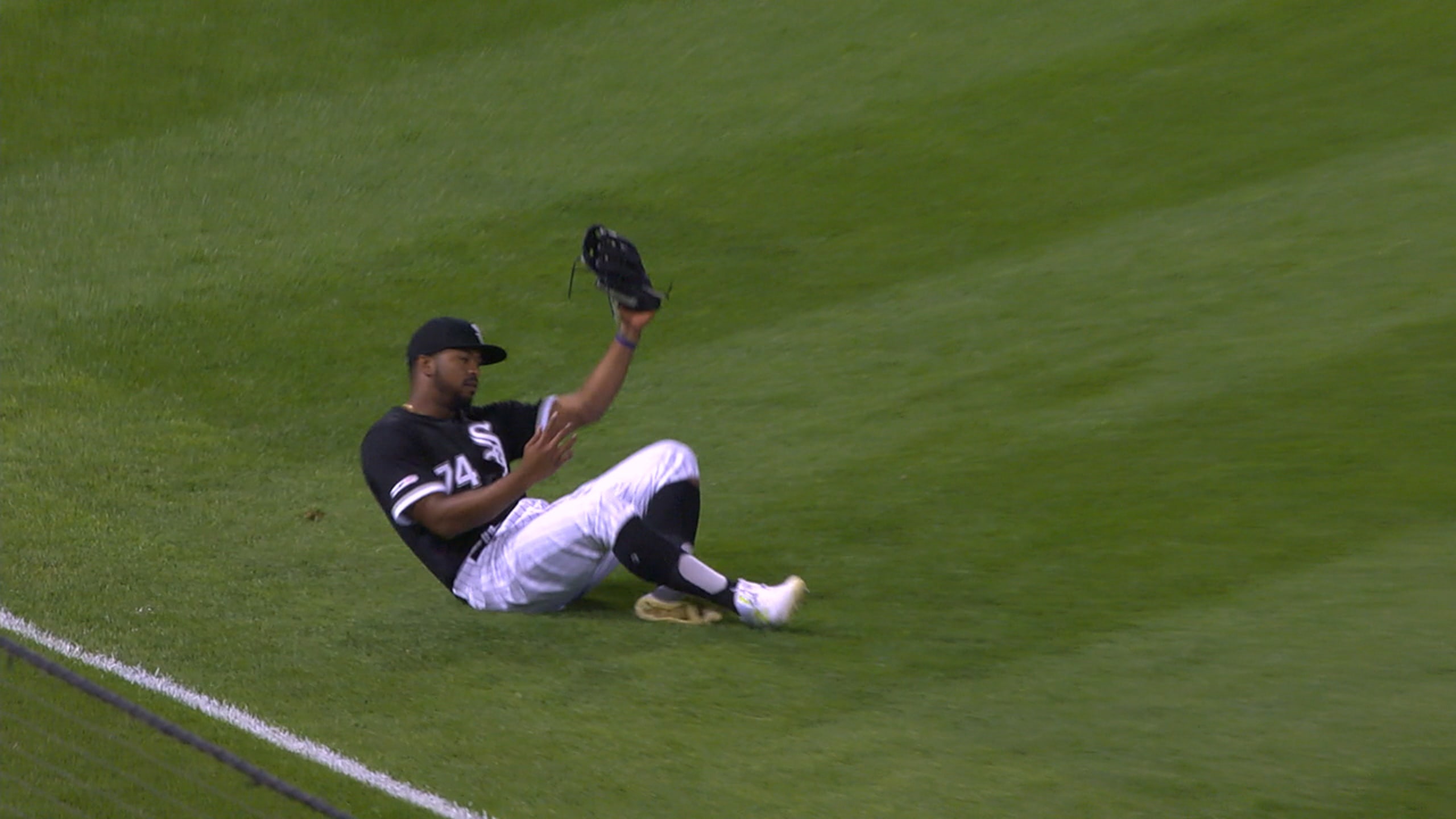 Eloy Jimenez on X: 😁😎 #SpringTraining2021