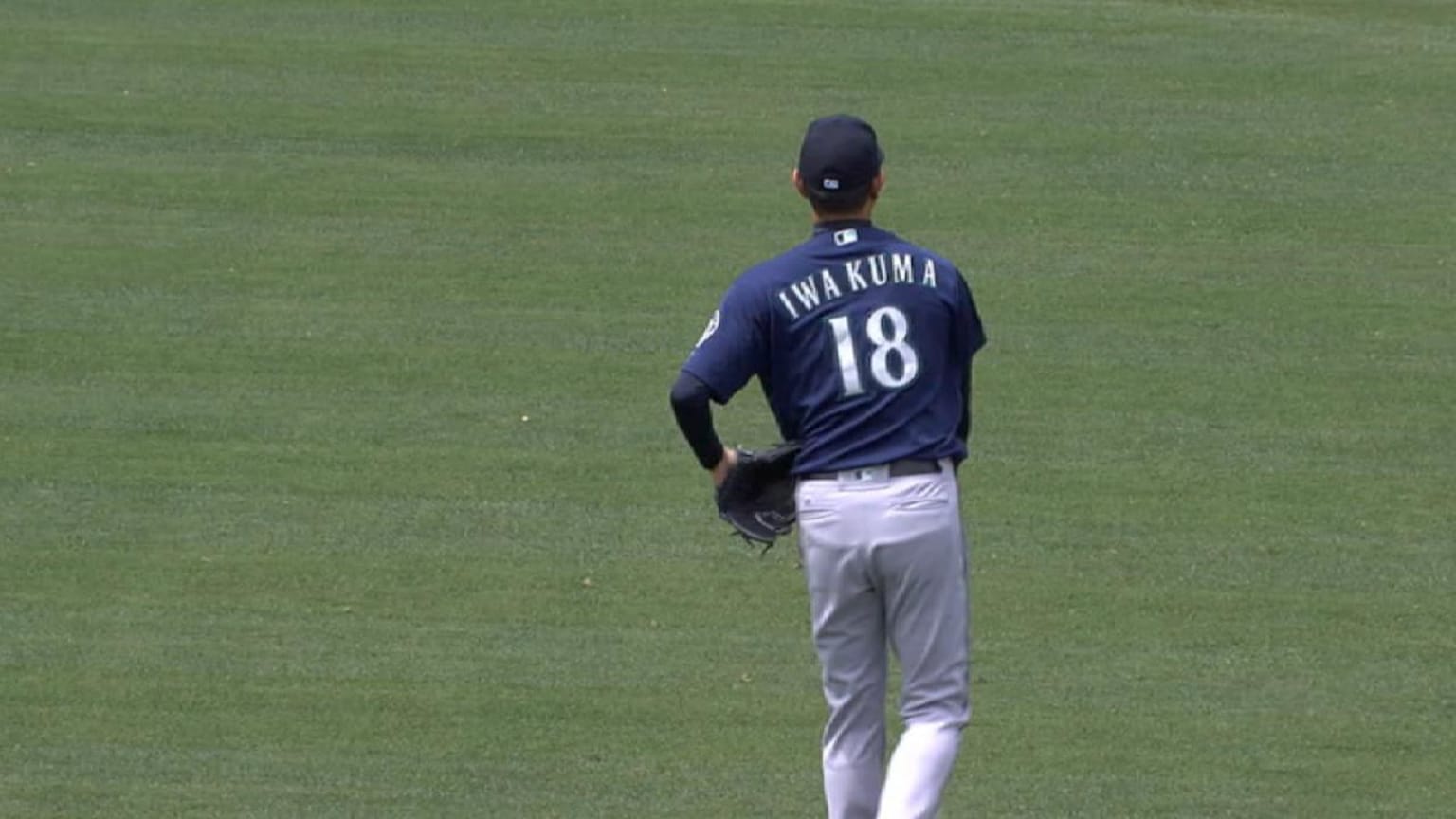 SEA@LAA: Iwakuma tosses six innings of one-run ball | 04/09/2017 | MLB.com