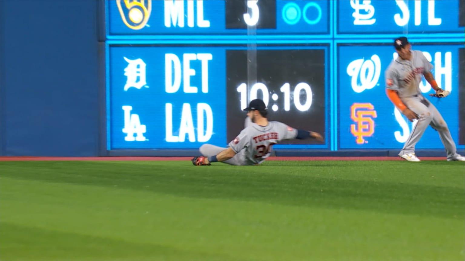 Kyle Tucker's sliding catch, 05/07/2021