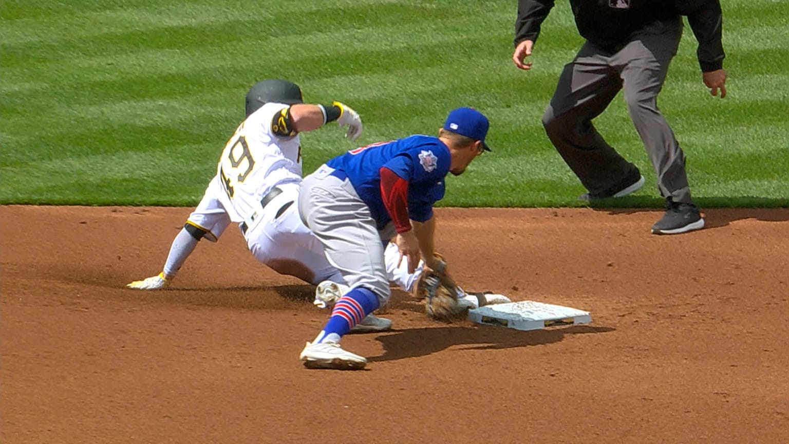 Dustin Fowler reaches second base safely in the 2nd | 04/11/2021 ...