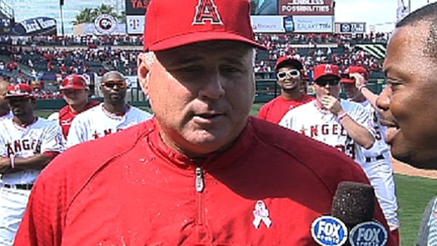 Mike Scioscia bids farewell as Angels manager after 19 years