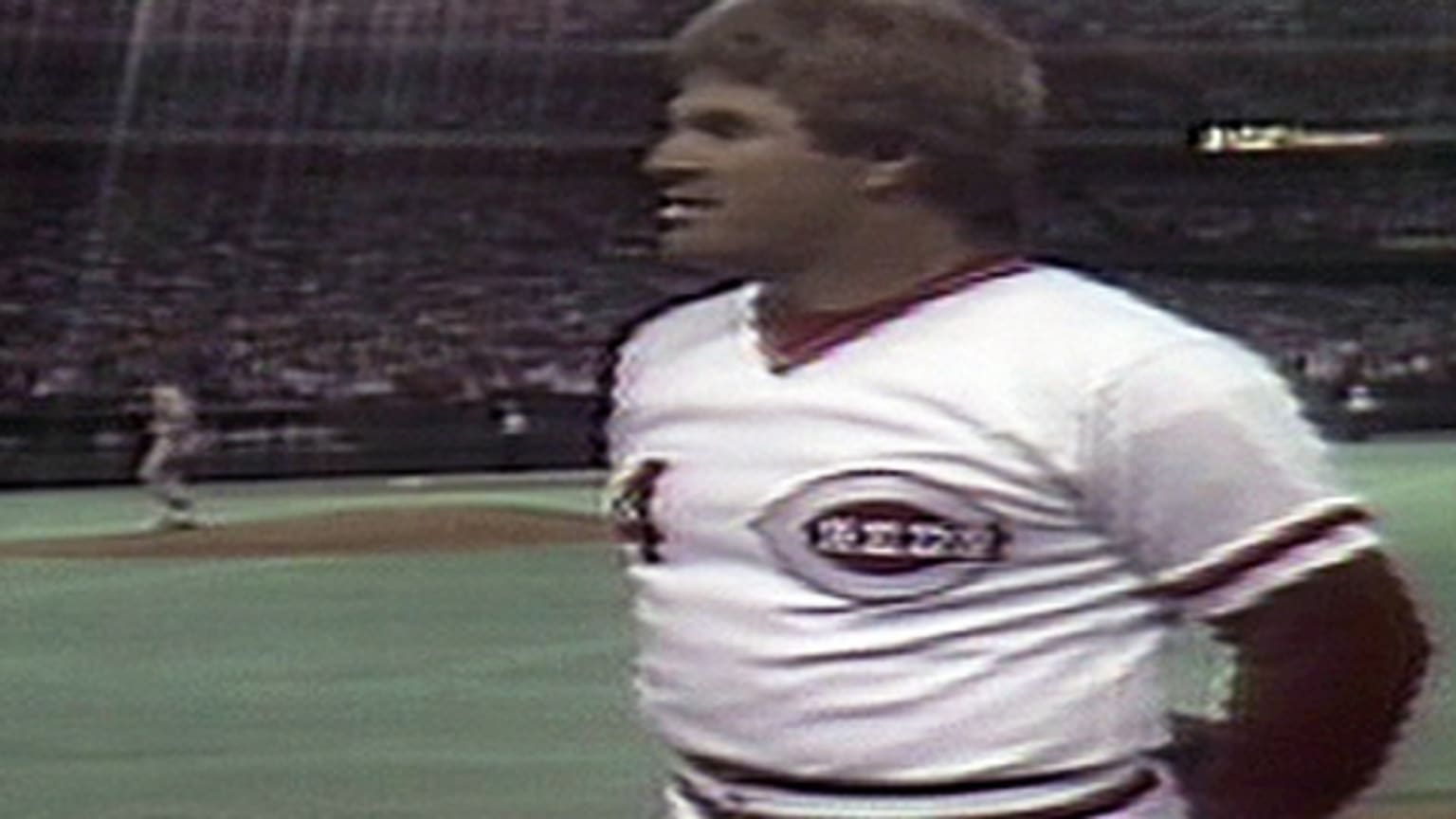 Sportsnet Stats on X: On this day in 1984, #Expos Pete Rose became the 2nd  player in MLB history to record 4,000 career hits. Rose also recorded his  first career hit on