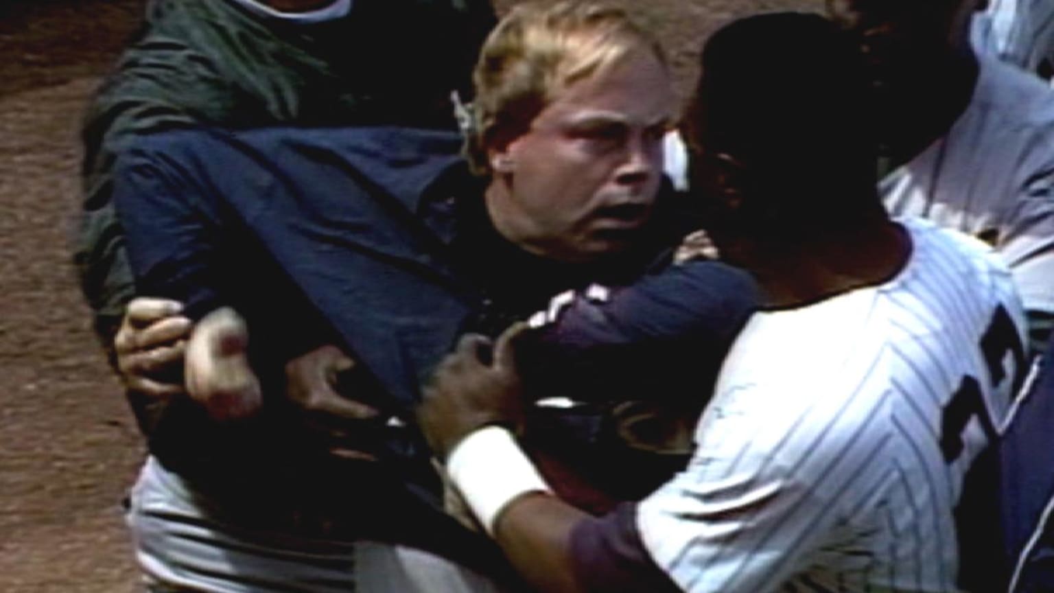 Benches clear in the Bronx 05/17/1992 New York Yankees