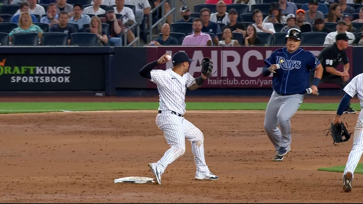 gerrit-cole-gets-a-6-4-3-inning-ending-double-play-06-14-2022-mlb