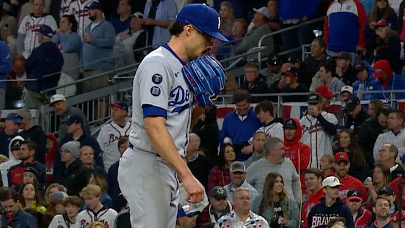Joe Kelly strikes out a pair in the 7th inning | 10/16/2021 | Los ...