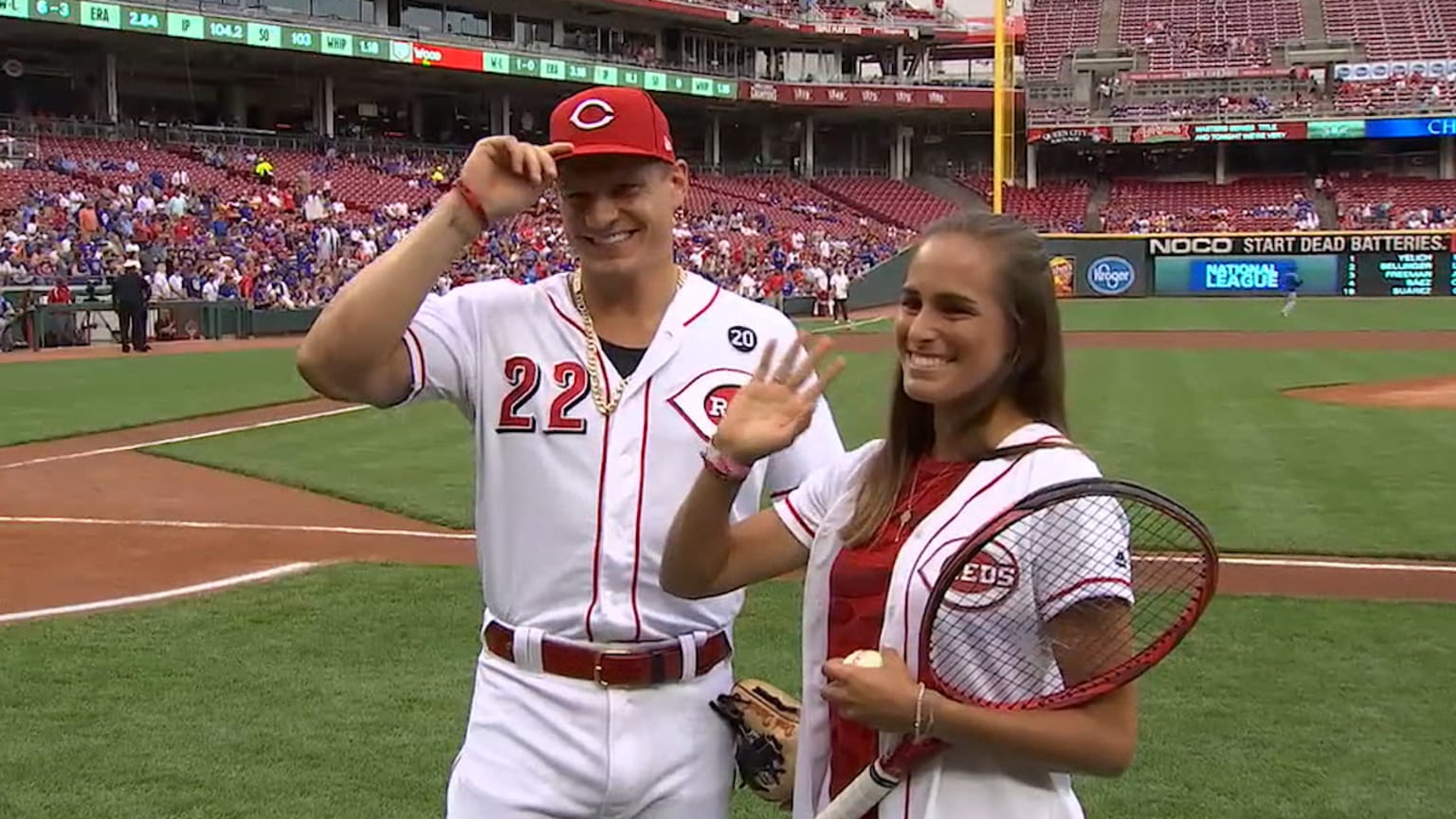 Derek Dietrich juggles, talks girlfriend Monica Puig on MLB Network